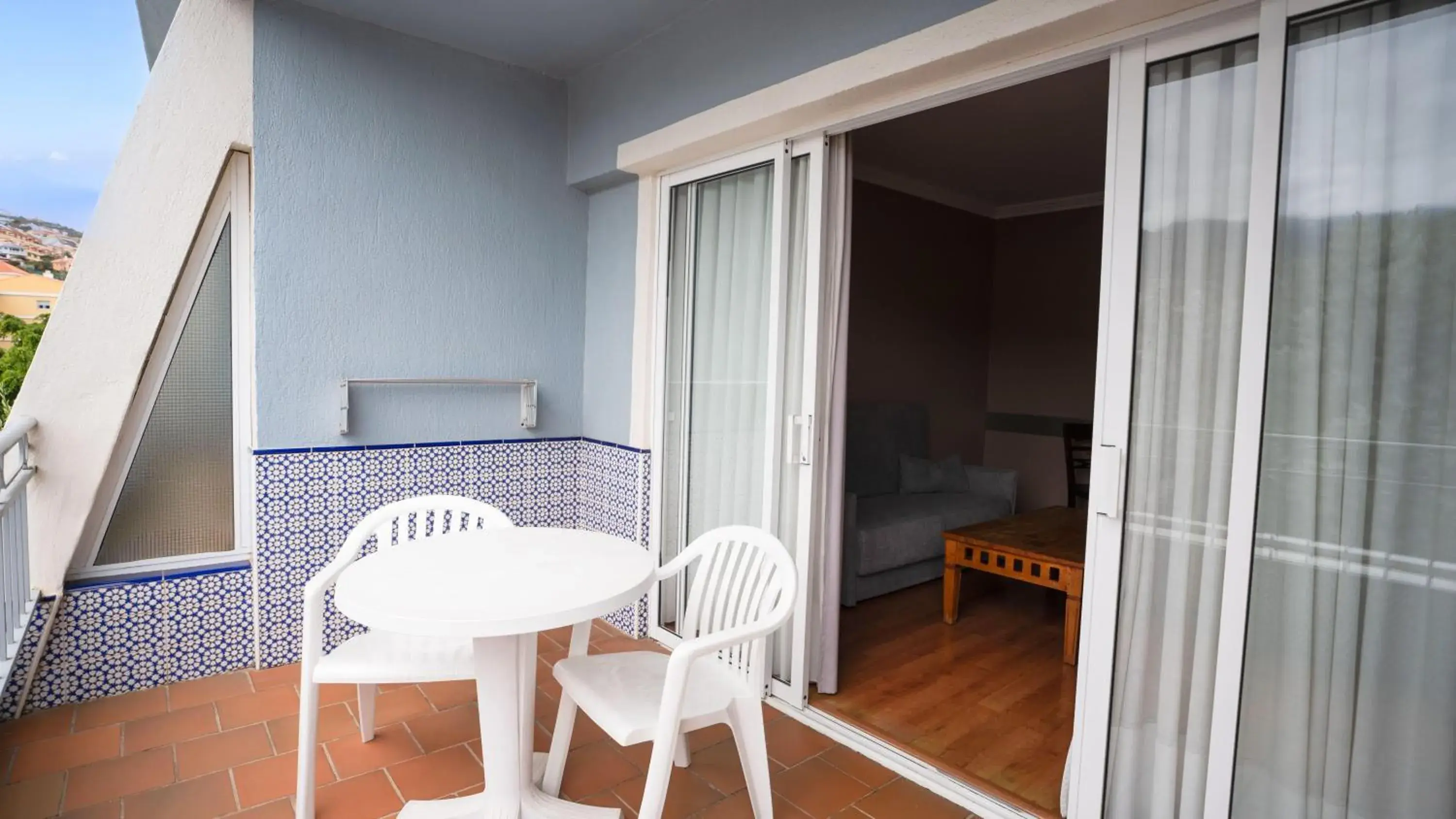 Photo of the whole room in Coral La Quinta Park Suites Photo of the whole room in Coral La Quinta Park Suites