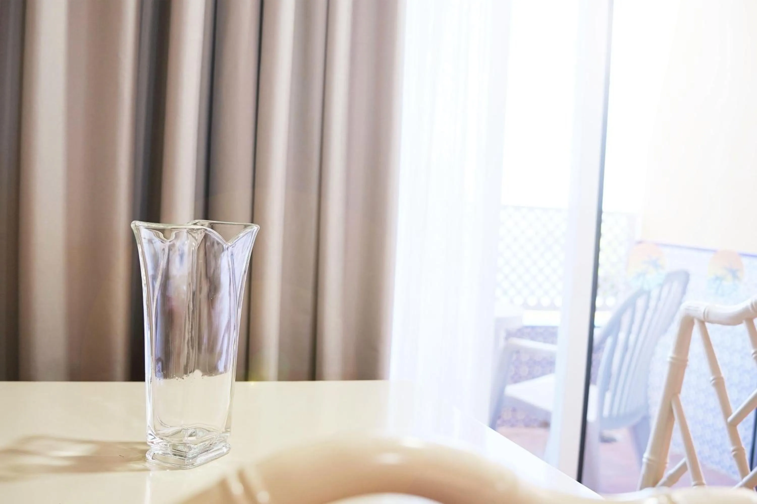 Kitchen or kitchenette in Coral La Quinta Park Suites