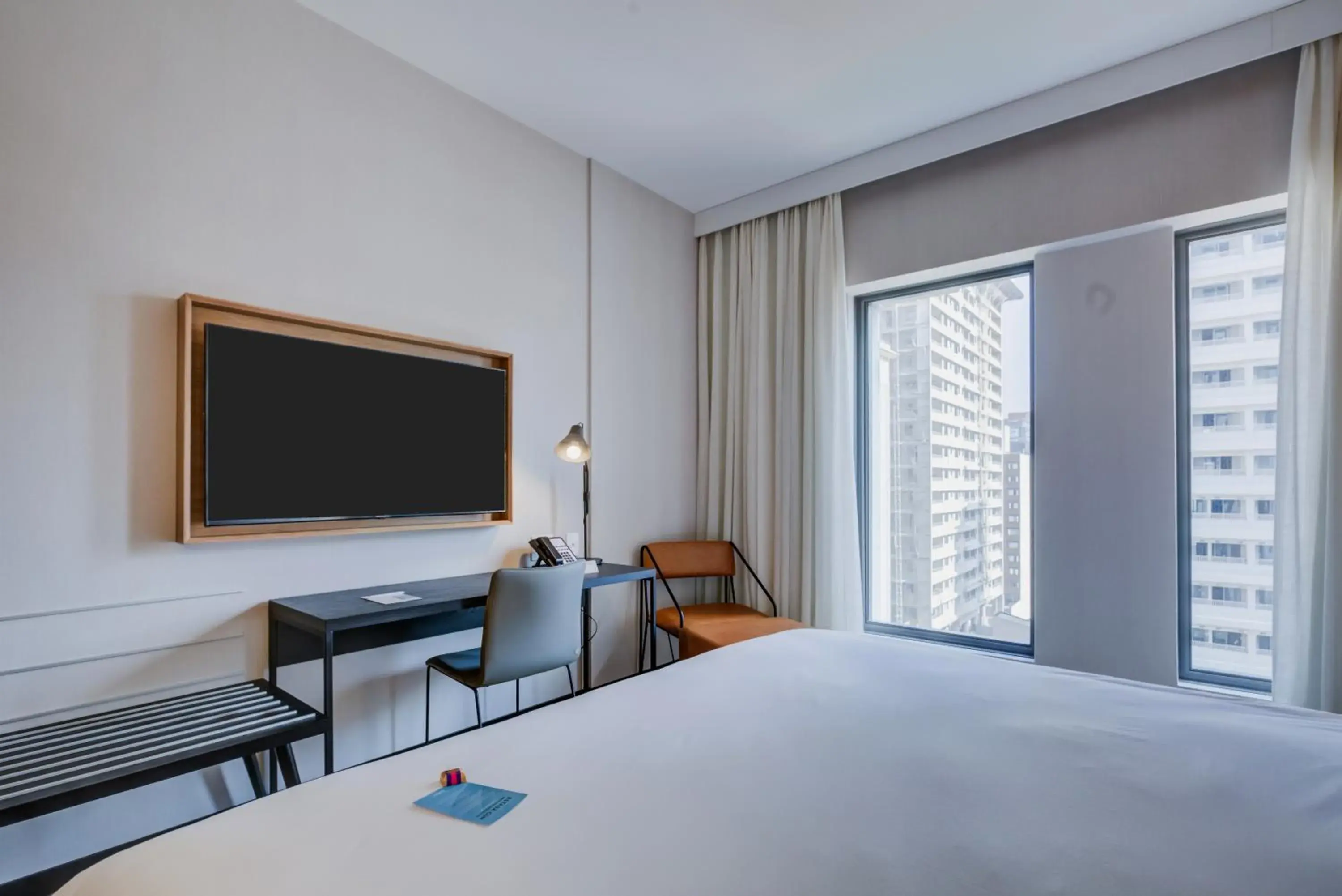 Bedroom, Bed in Radisson Pinheiros Bedroom, Bed in Radisson Pinheiros