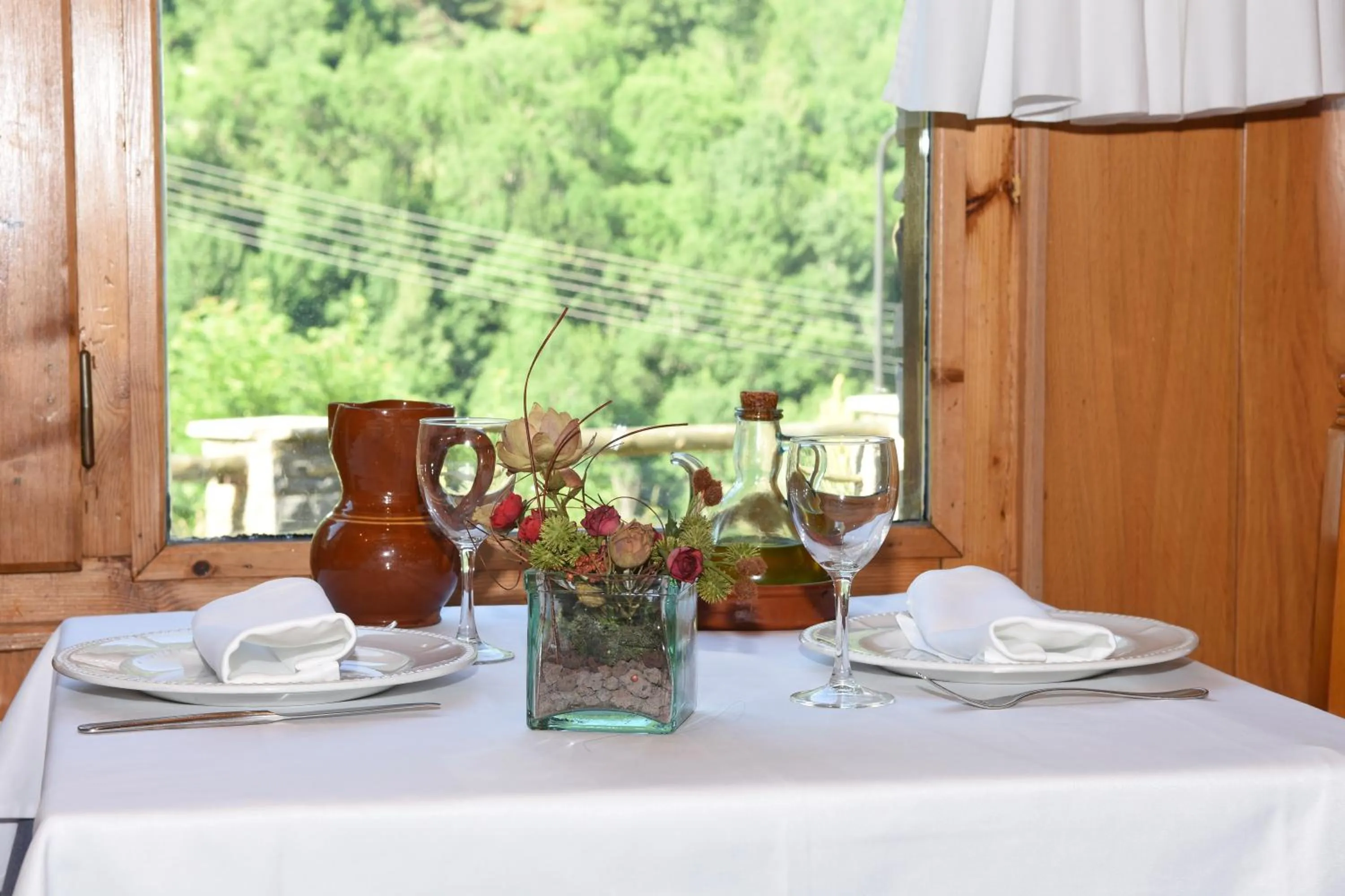Restaurant/places to eat in RVHotels Orri