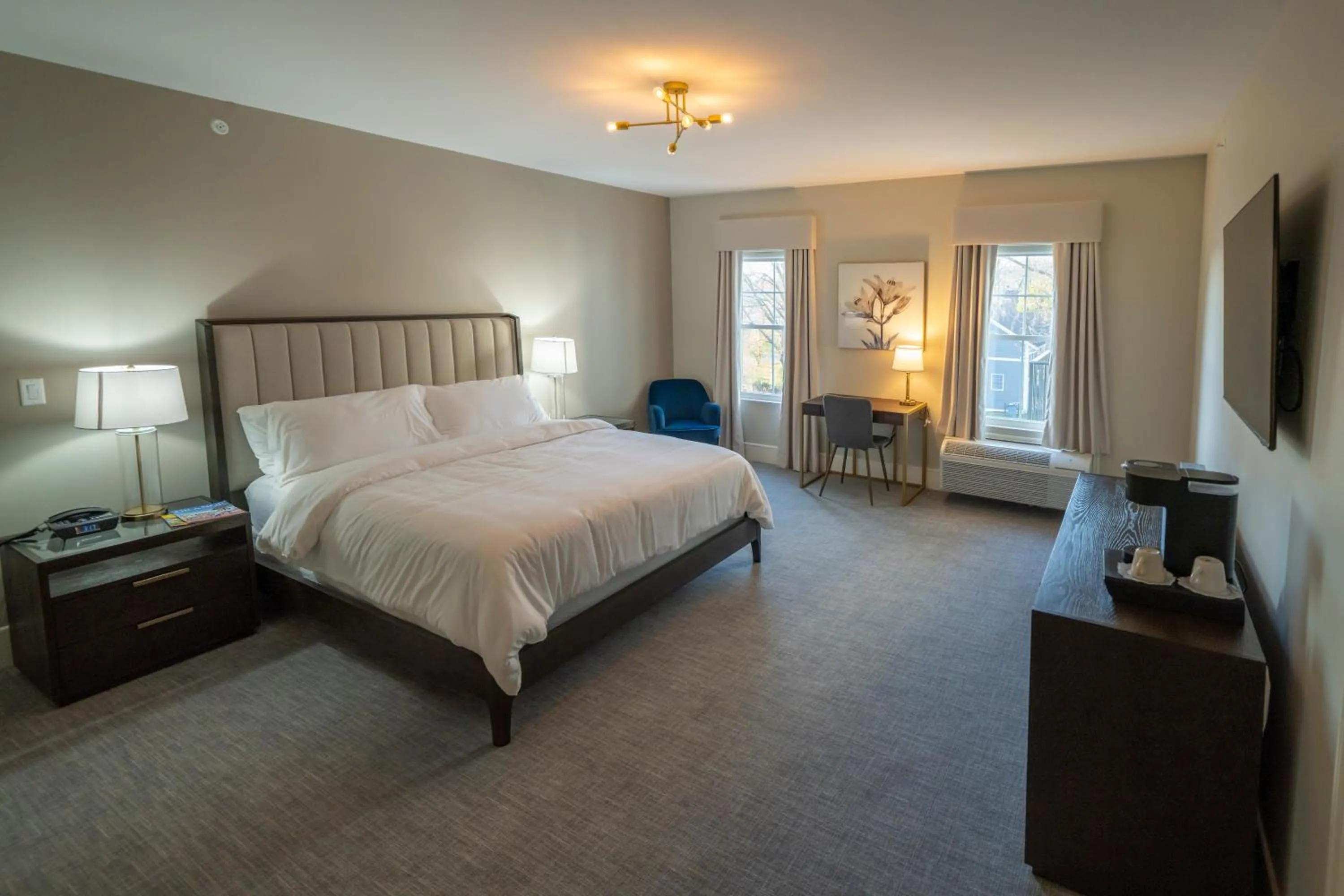 Bed in Orange Inn Boutique Hotel