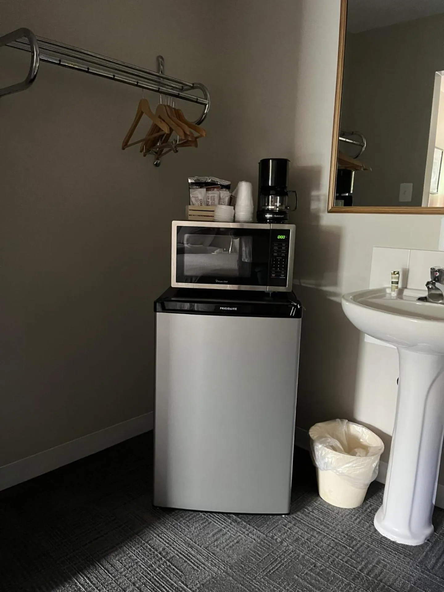 Kitchen or kitchenette in Mountain Creek Tavern