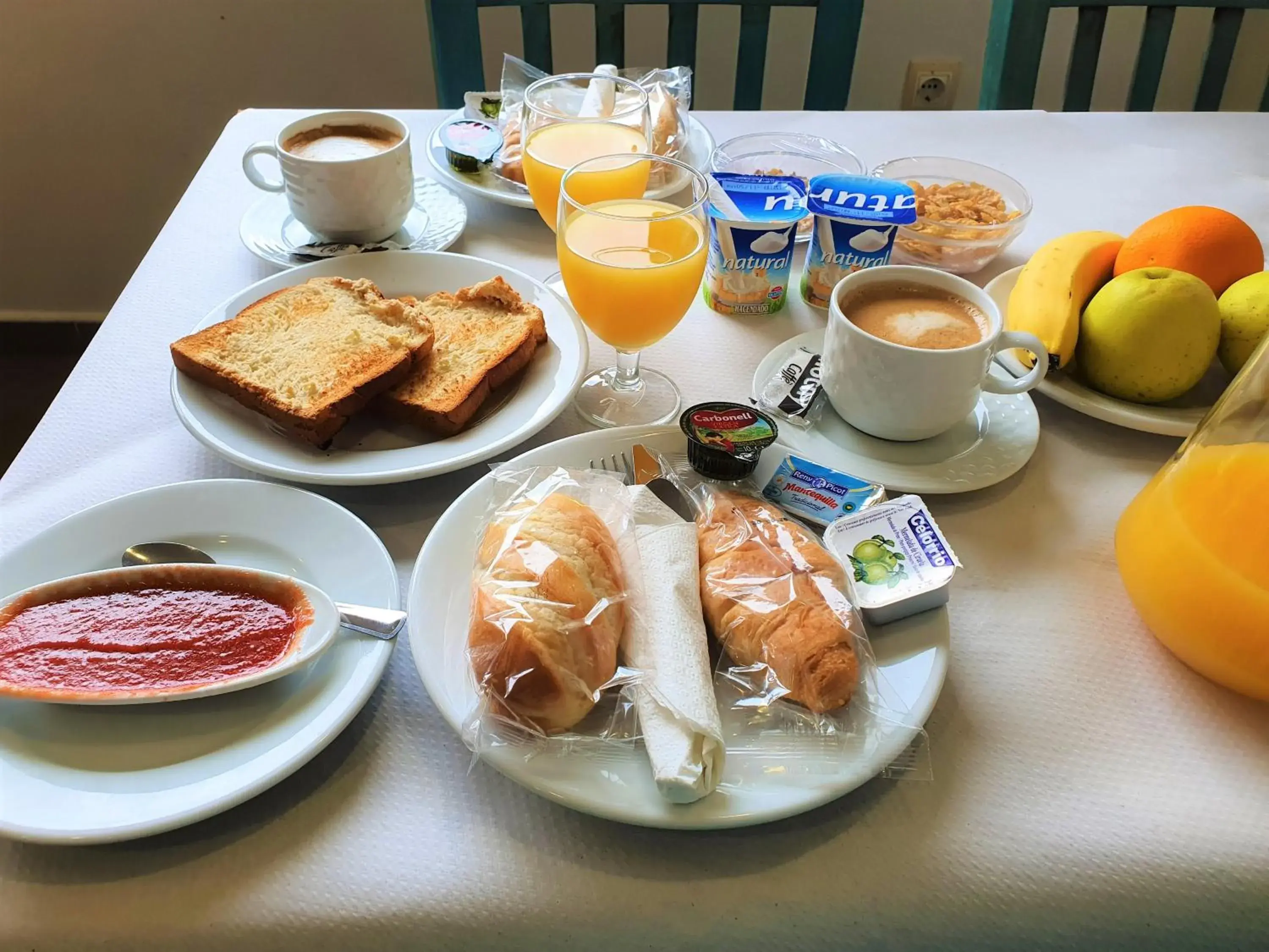 Breakfast in Los Acebos Arriondas Breakfast in Los Acebos Arriondas
