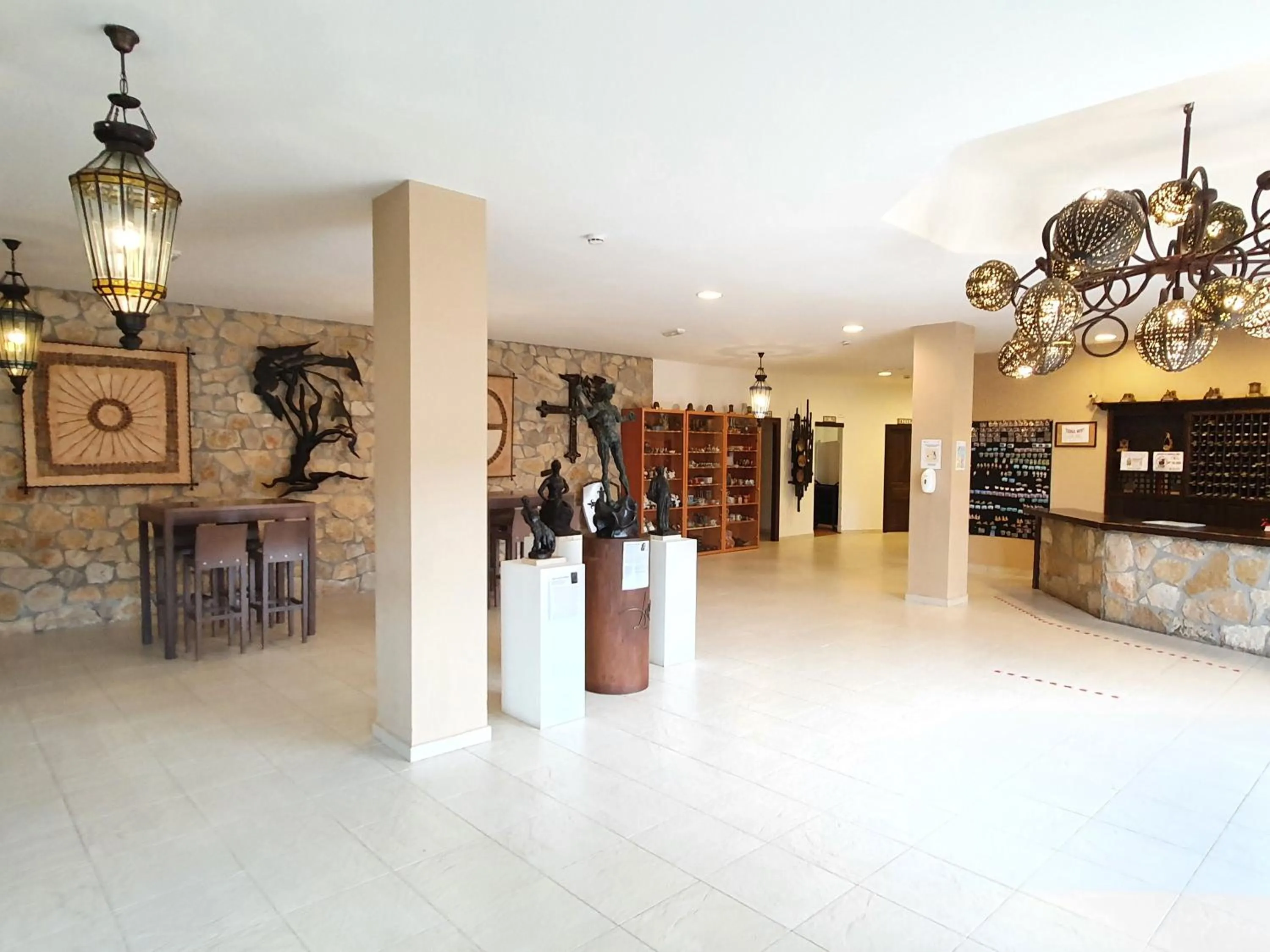 Lobby or reception in Los Acebos Arriondas
