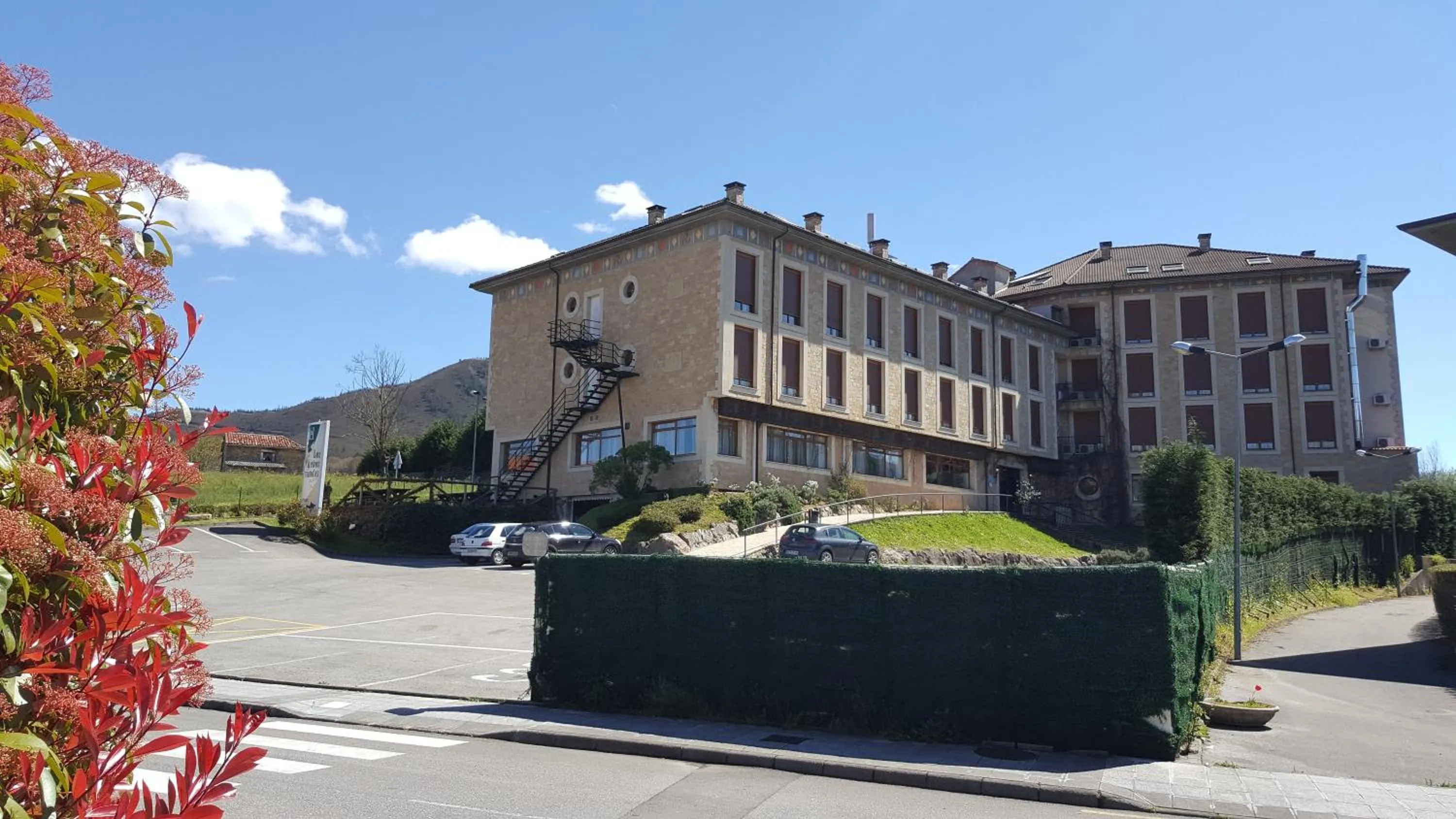 Facade/entrance in Los Acebos Arriondas