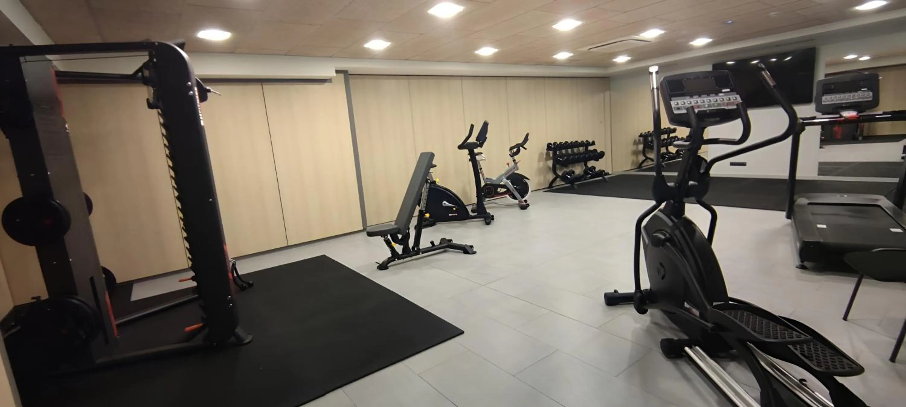 Fitness centre/facilities in Hotel Apartamentos San Fermín Pamplona