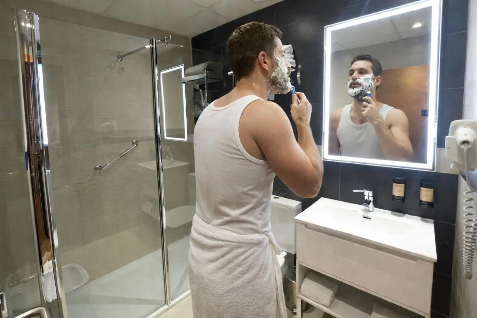Bathroom in Hotel Apartamentos San Fermín Pamplona