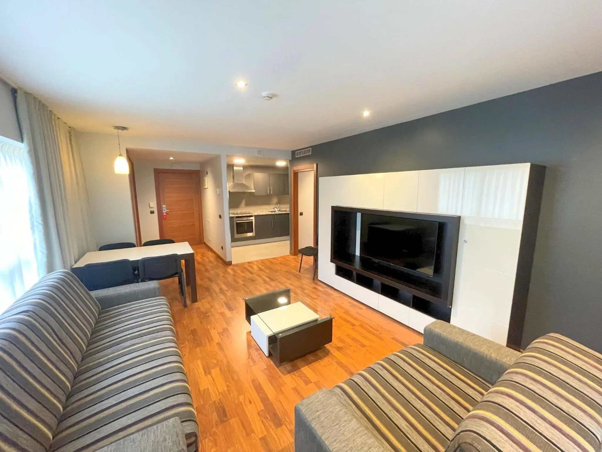 TV and multimedia in Hotel Apartamentos San Fermín Pamplona