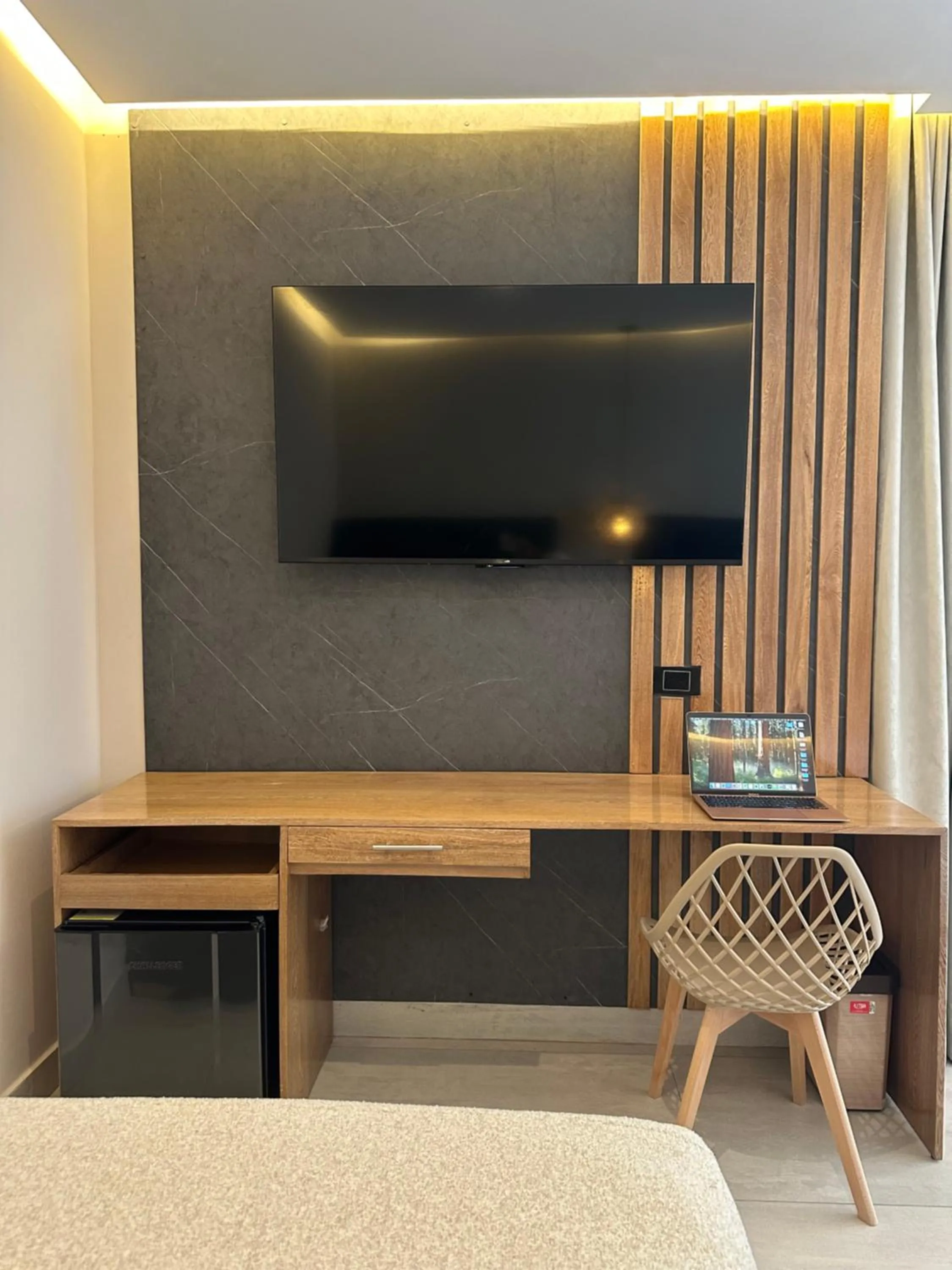 Seating area, Bed in Hotel y Cabañas Covemar