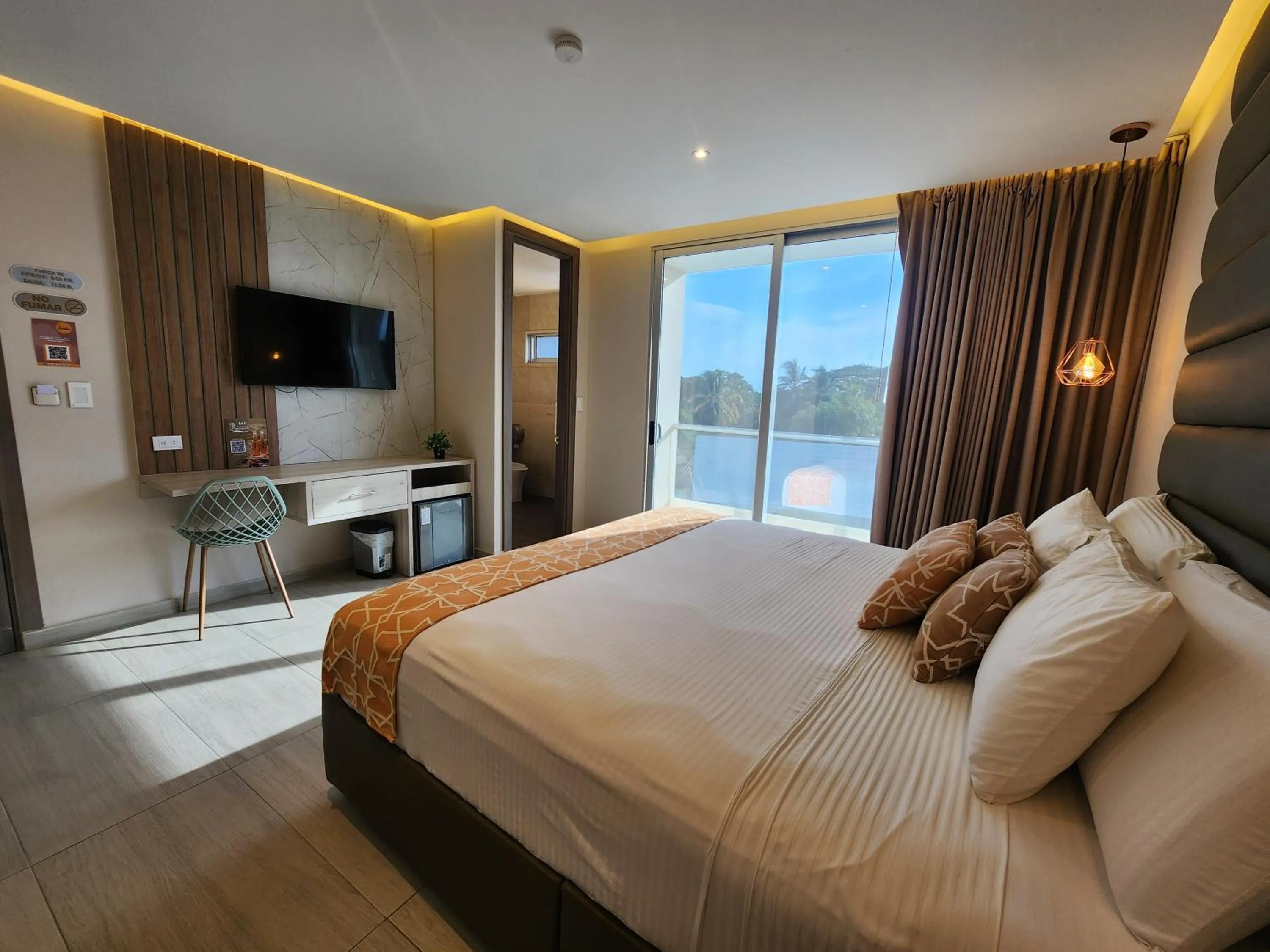 Photo of the whole room, Bed in Hotel y Cabañas Covemar