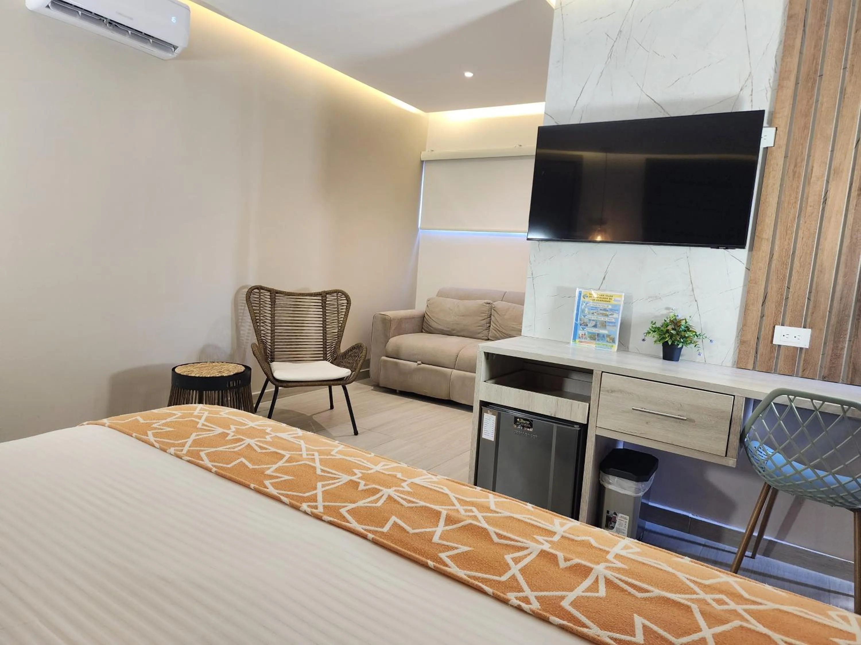 Photo of the whole room, Bed in Hotel y Cabañas Covemar