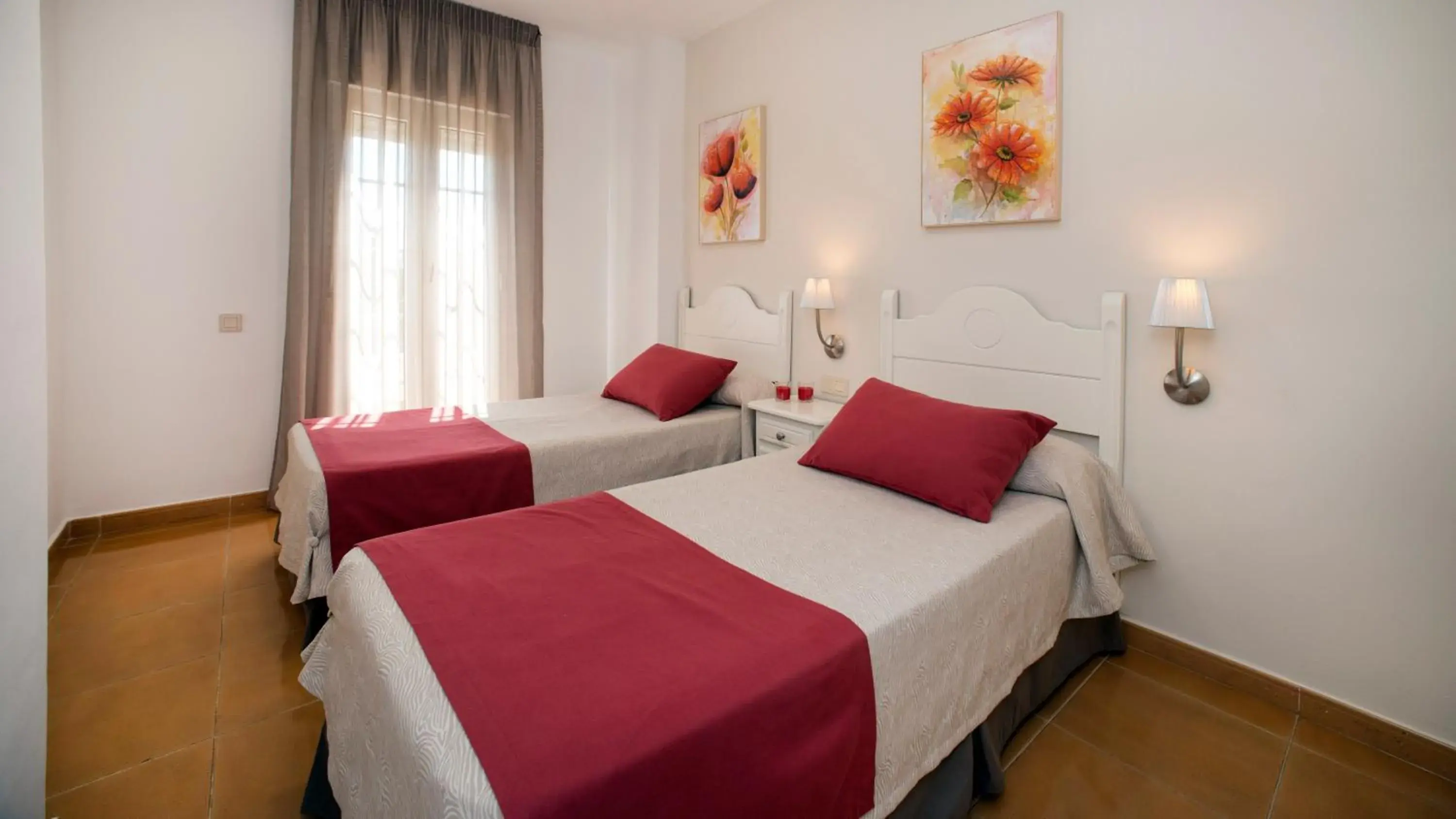 Bedroom, Bed in Leo San Bruno Bedroom, Bed in Leo San Bruno