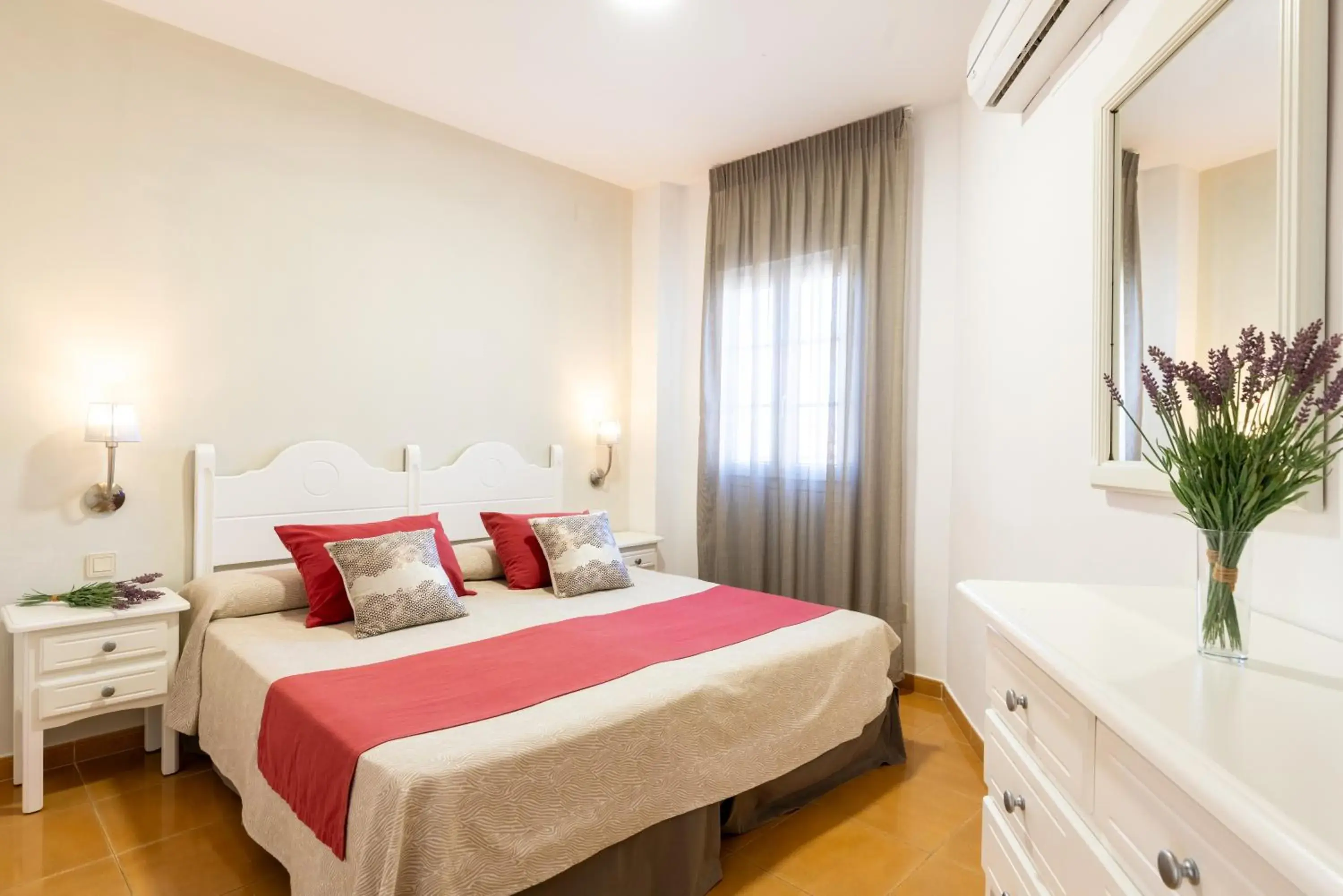 Bed in Leo San Bruno Bed in Leo San Bruno