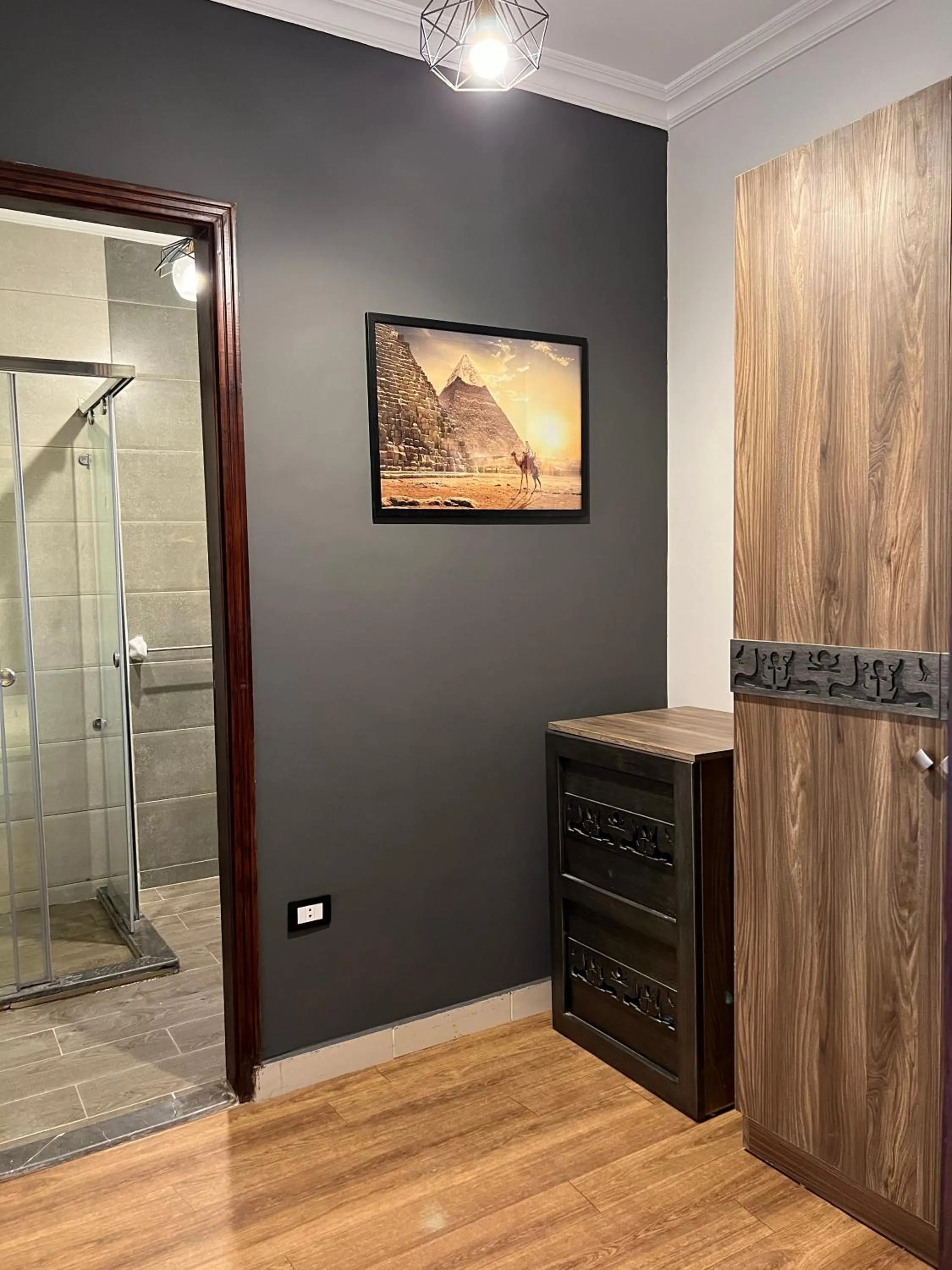 Bathroom in New Museum Guest House, Pyramids View