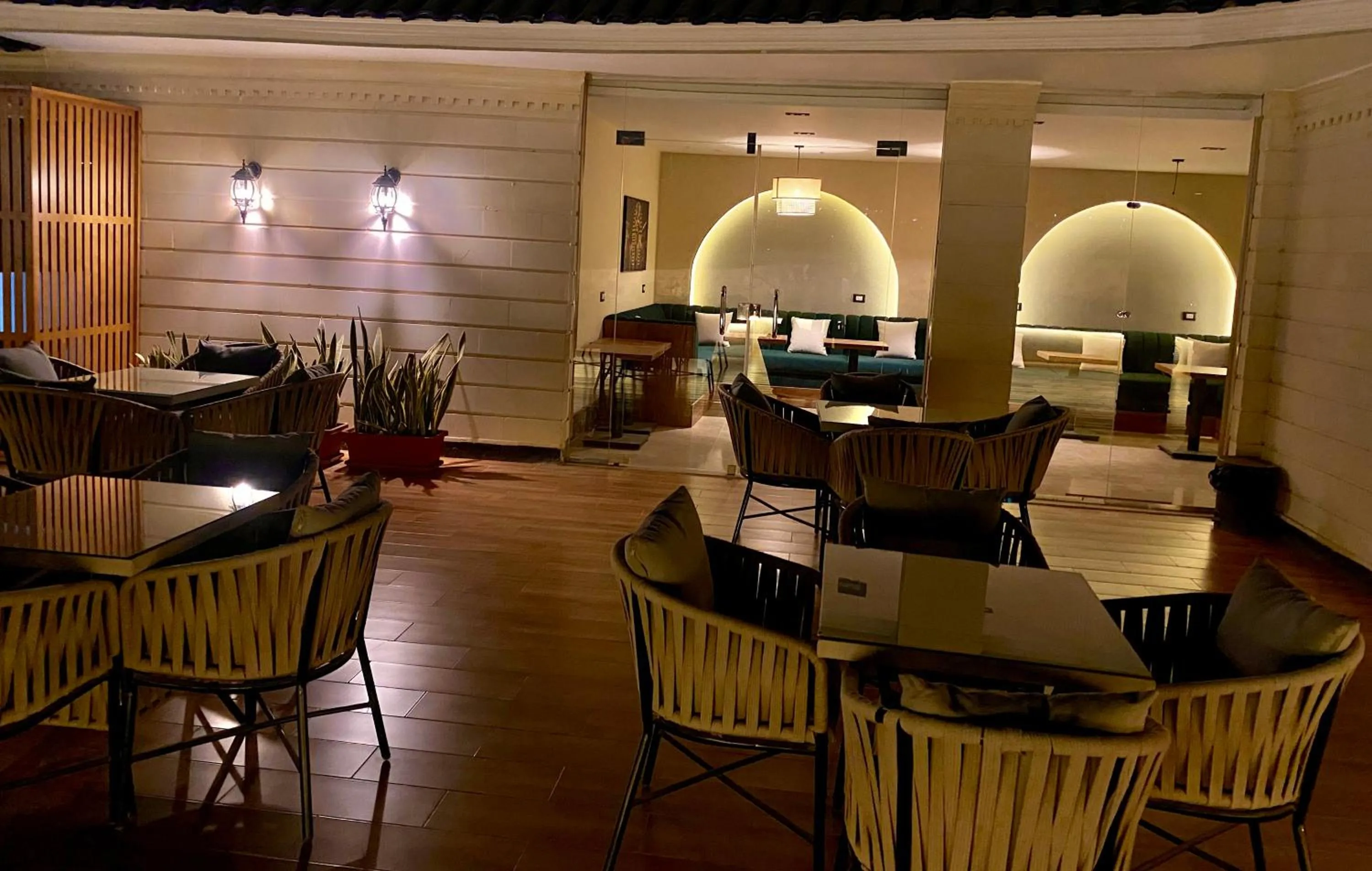 Restaurant/places to eat in New Museum Guest House, Pyramids View