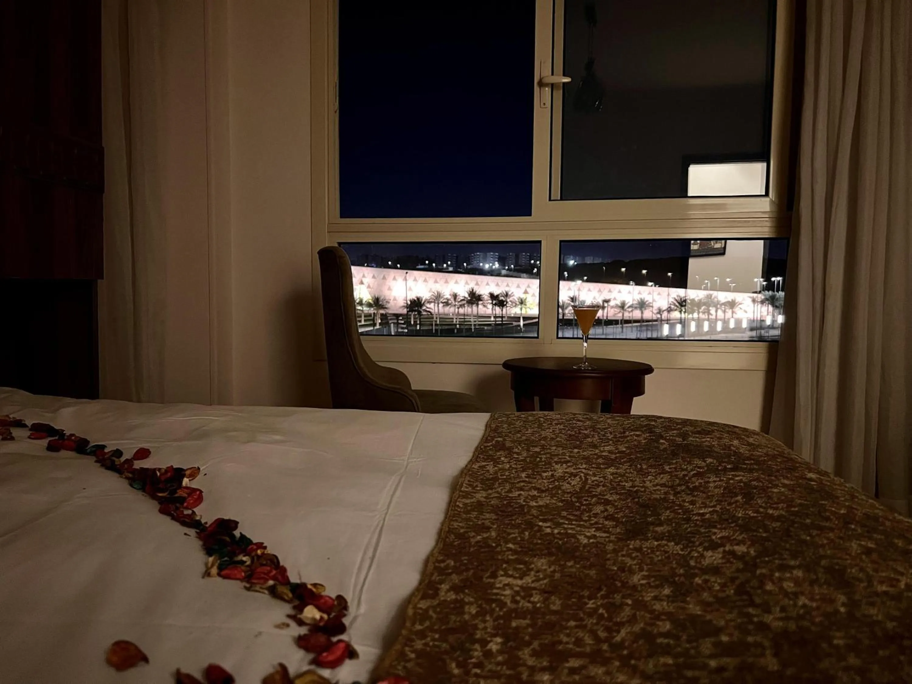 View (from property/room), Bed in New Museum Guest House, Pyramids View