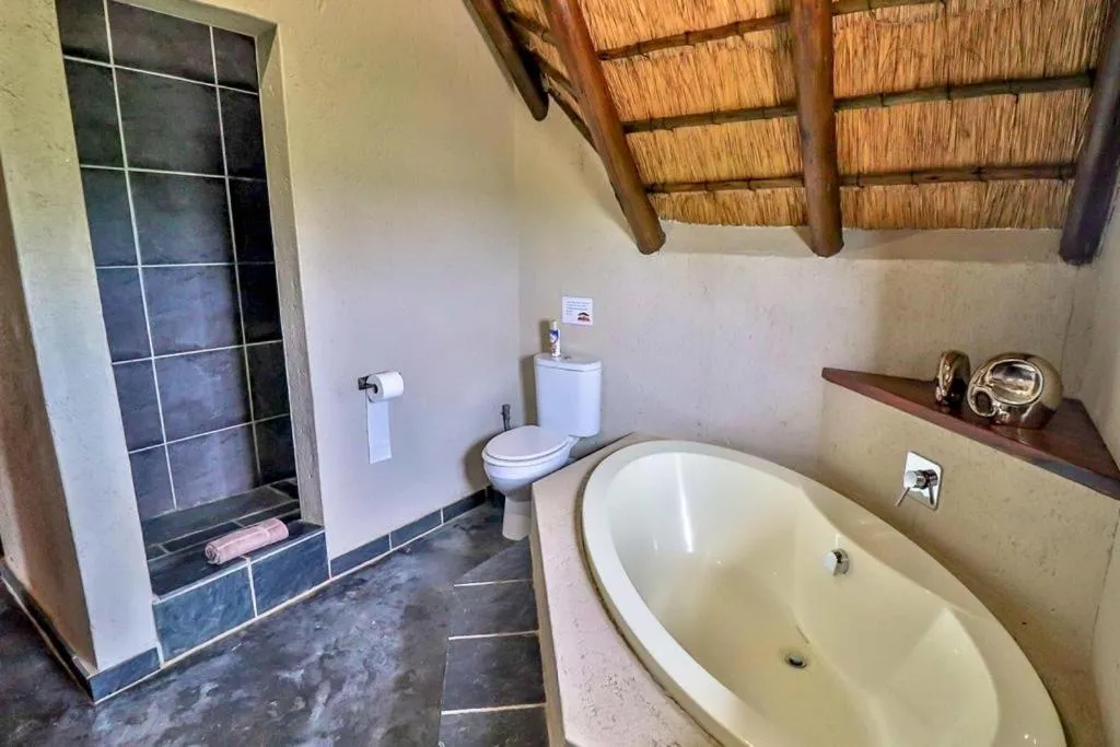 Bathroom in Kruger Escape - Solar System