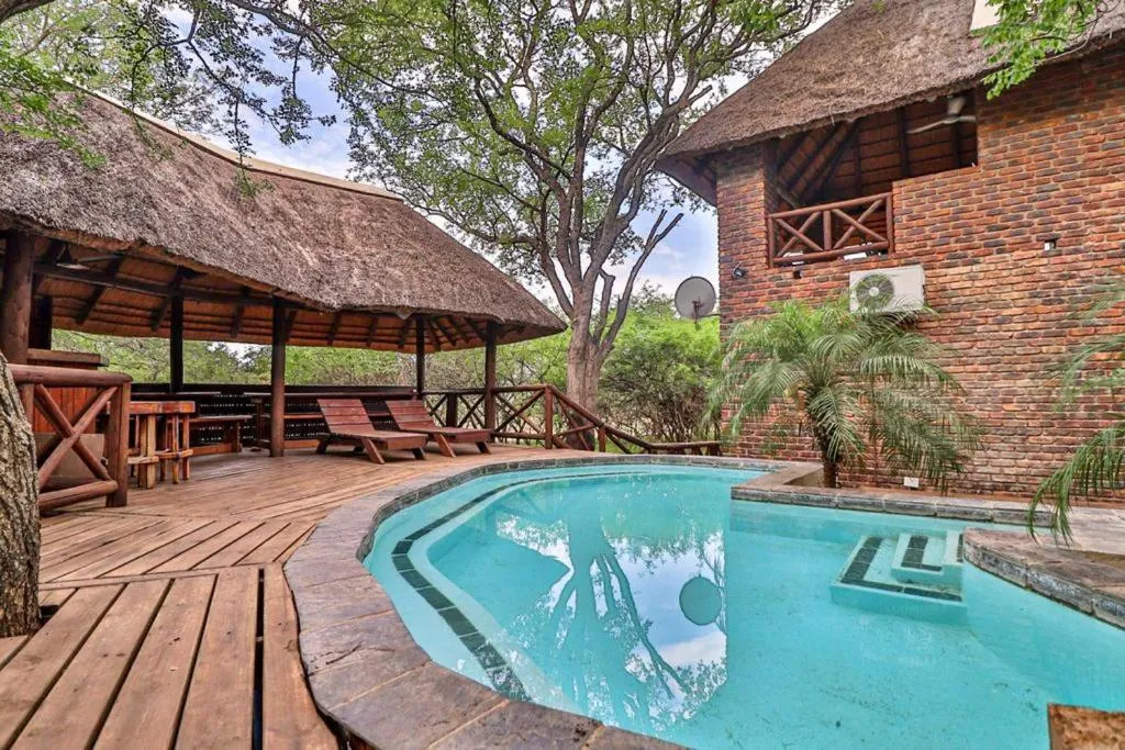 Entertainment in Kruger Escape - Solar System