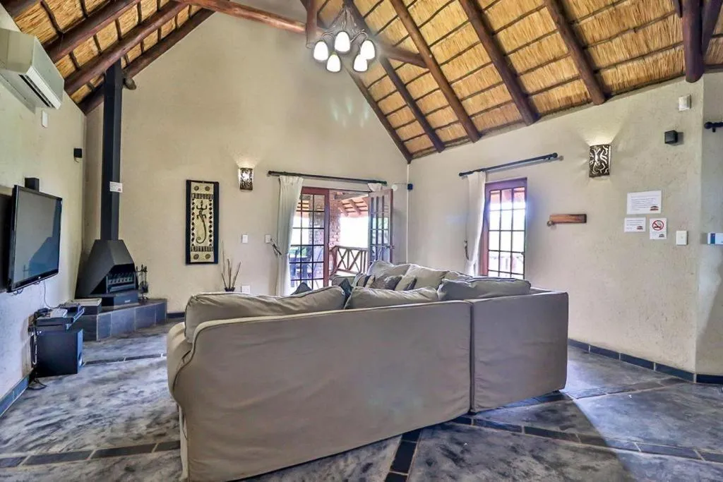 Living room in Kruger Escape - Solar System