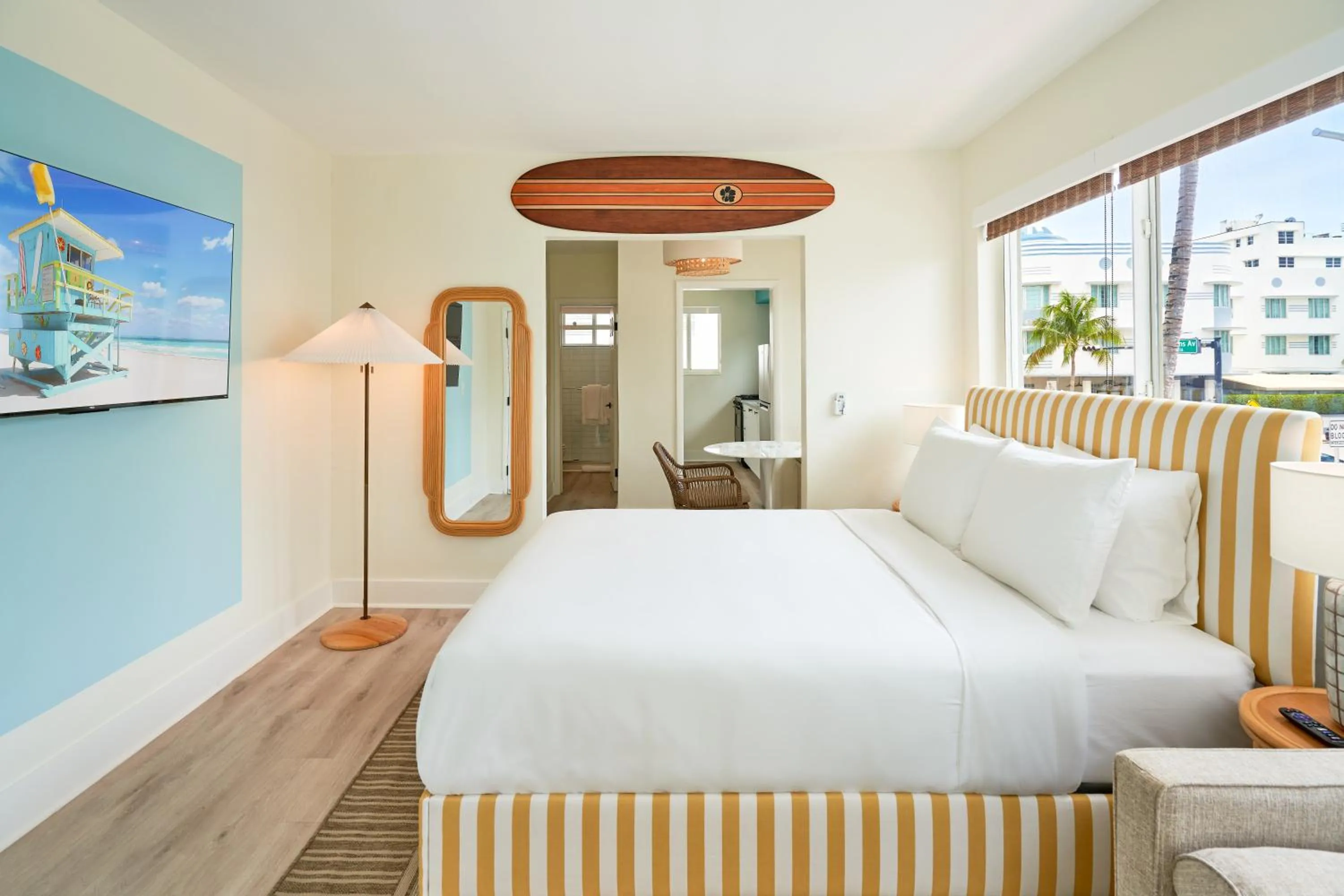 Bed in Aloha Fridays