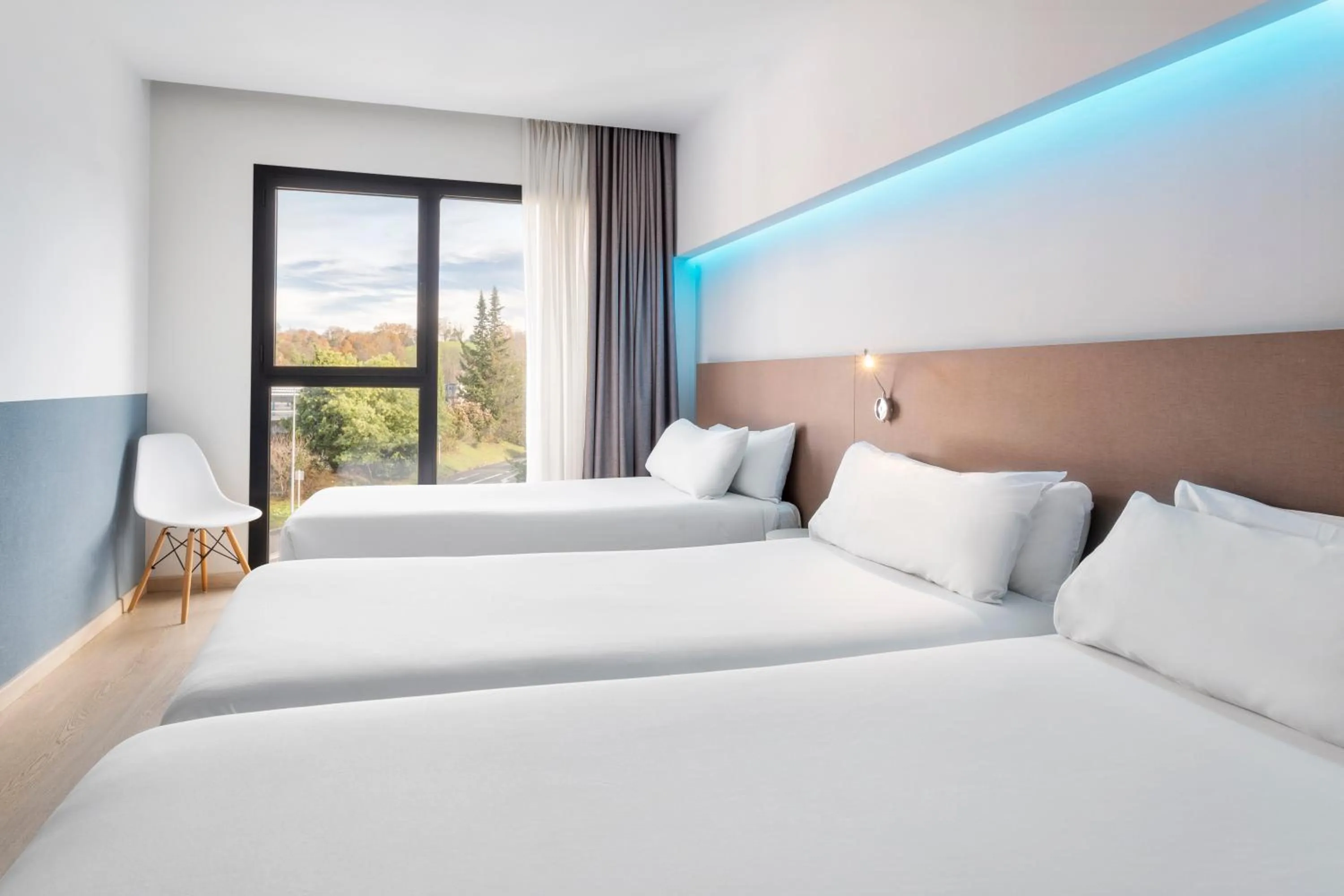 Bed in B&B HOTELS Donostia San Sebastián Aeropuerto