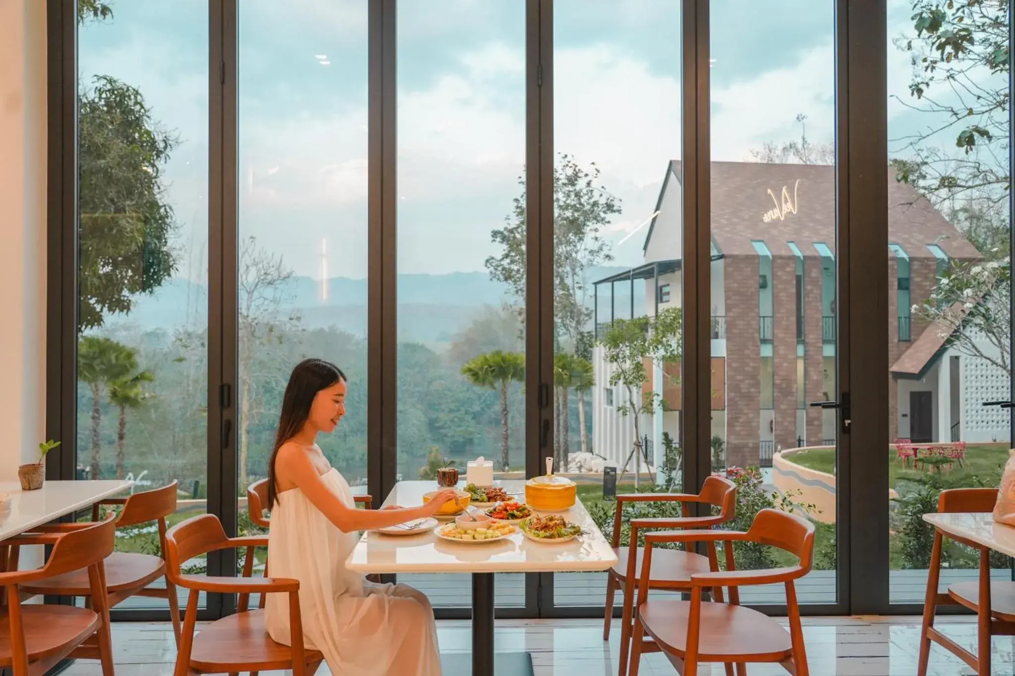 Food in VeeVaree Riverkwai Resort Food in VeeVaree Riverkwai Resort