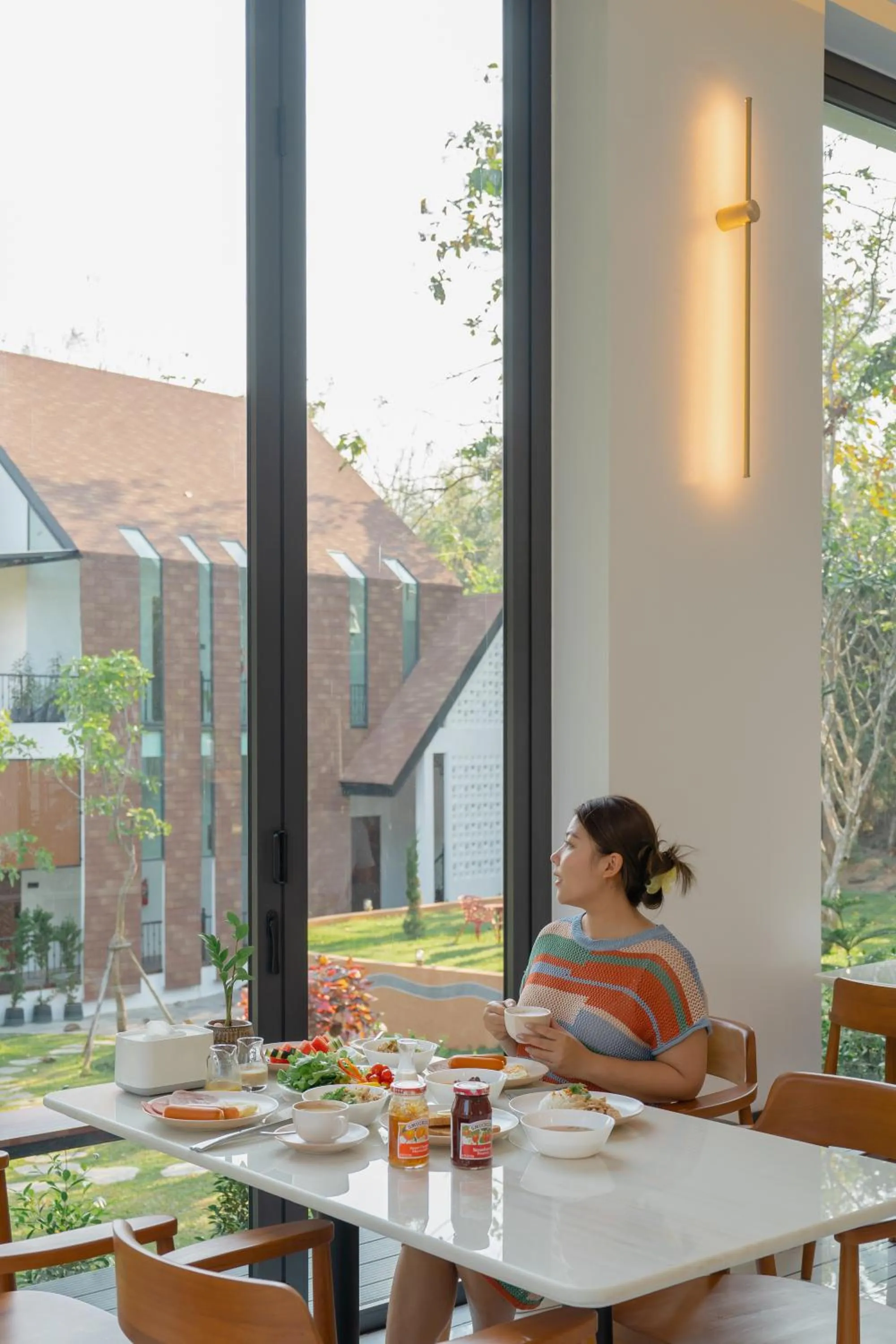 Food and drinks in VeeVaree Riverkwai Resort