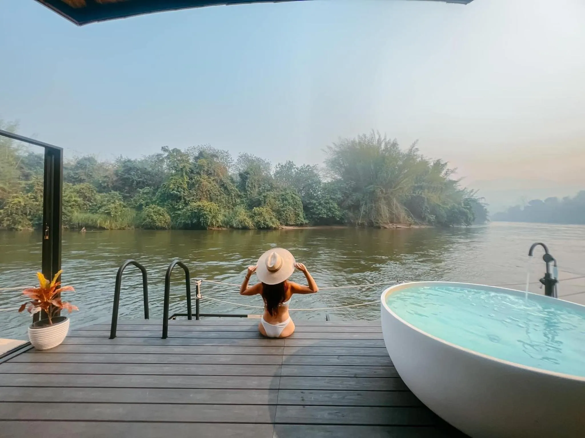 VeeVaree Riverkwai Resort