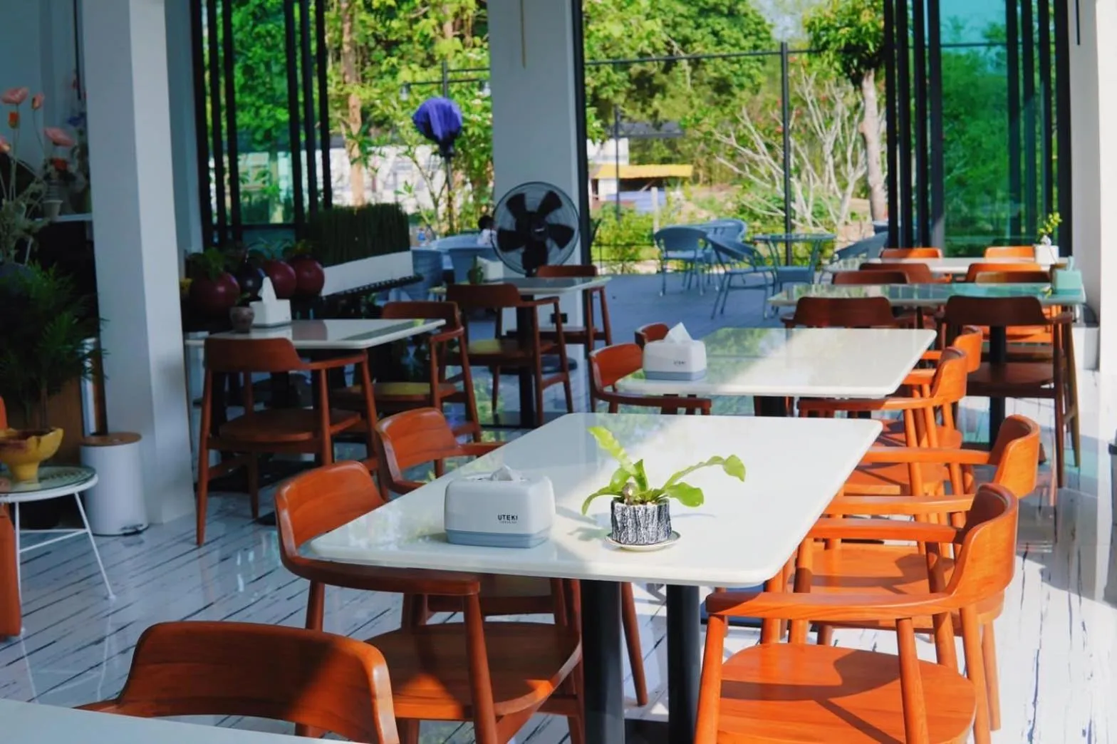 Restaurant/places to eat in VeeVaree Riverkwai Resort