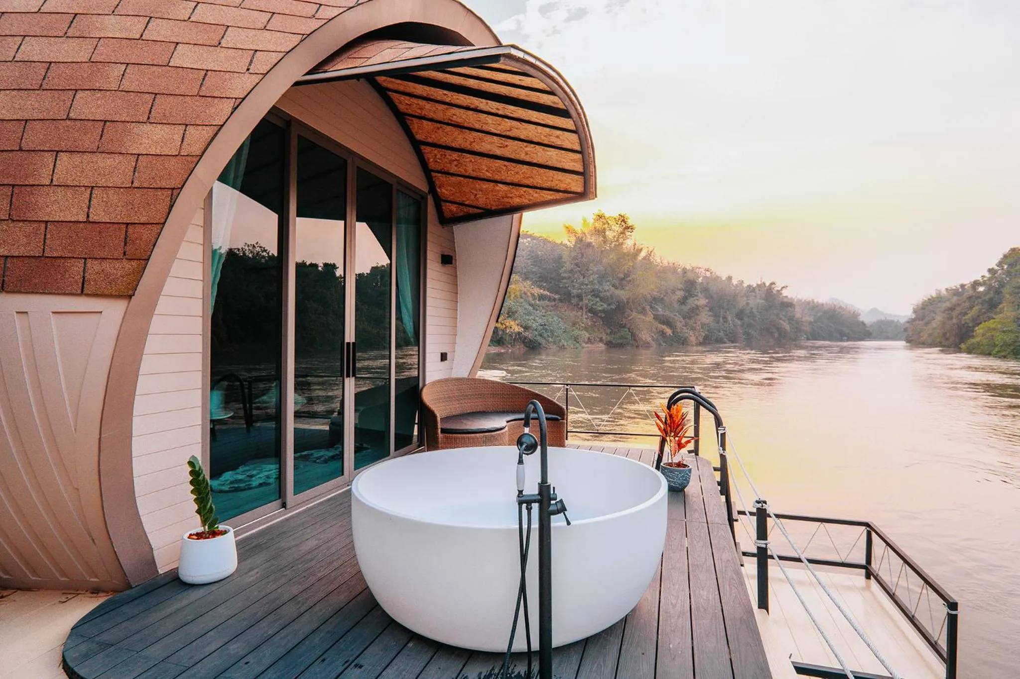 VeeVaree Riverkwai Resort