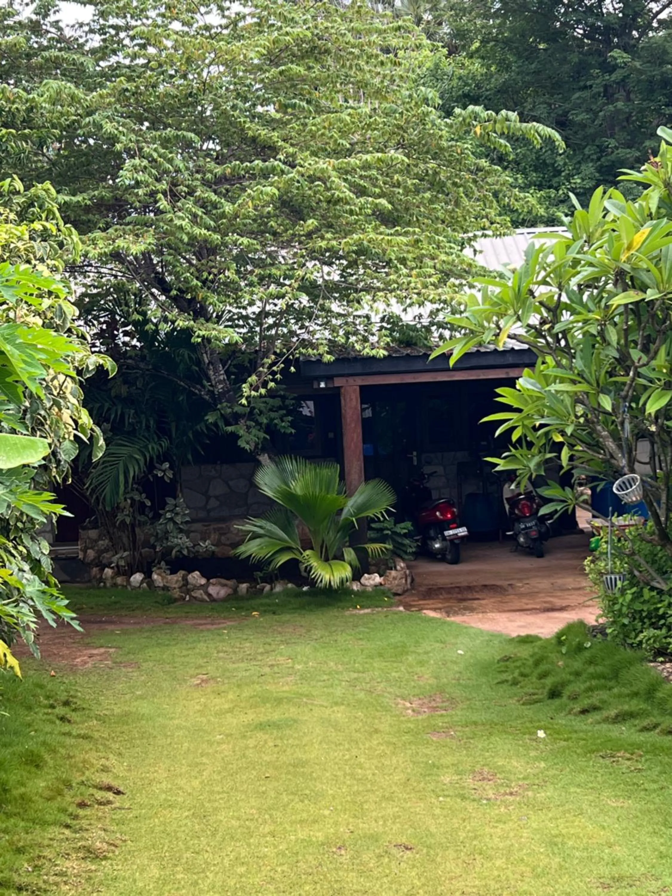 Balcony/Terrace in Rote Surf Resort - Lualemba Bungalows