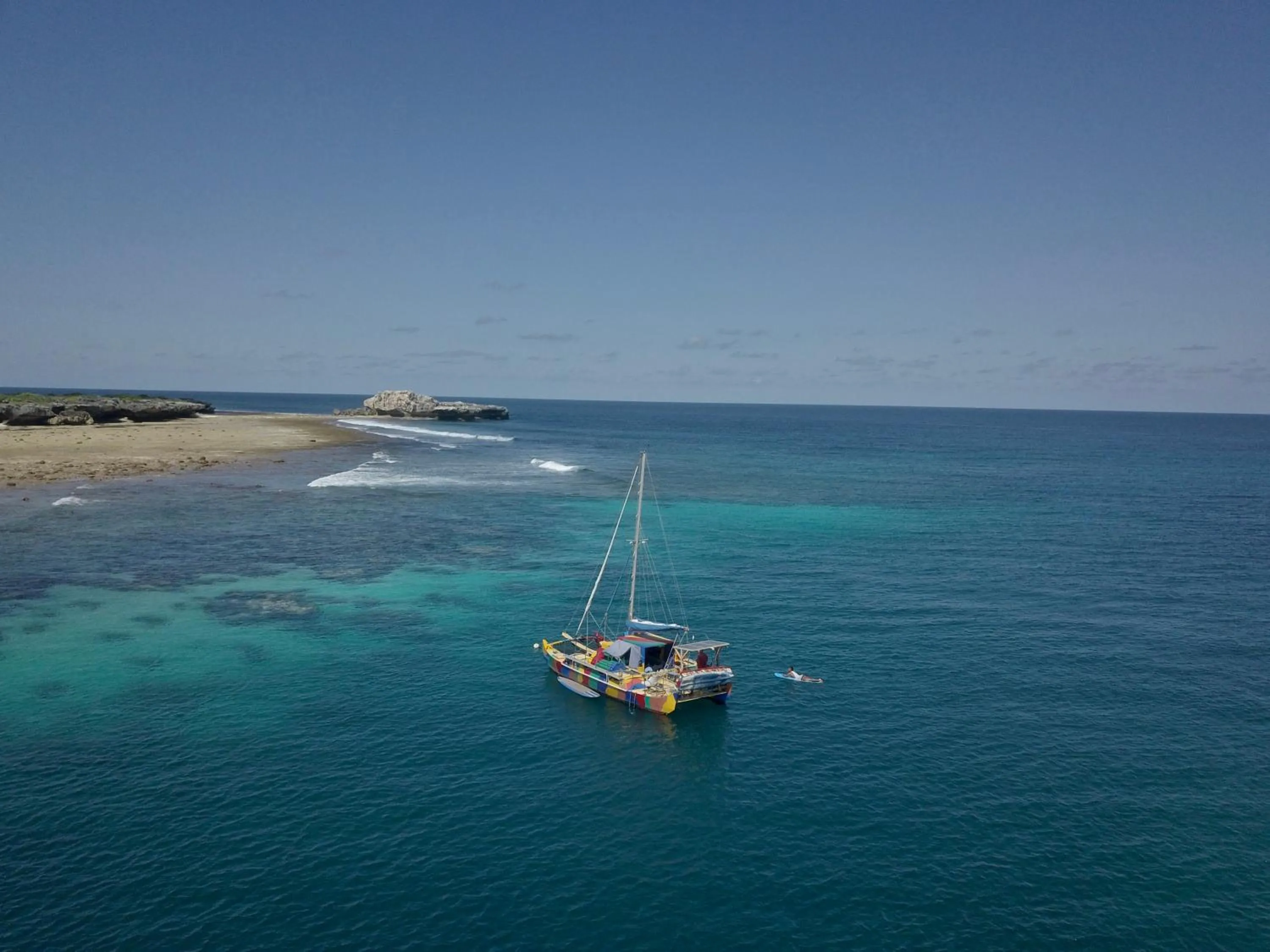 Natural landscape in Rote Surf Resort - Lualemba Bungalows