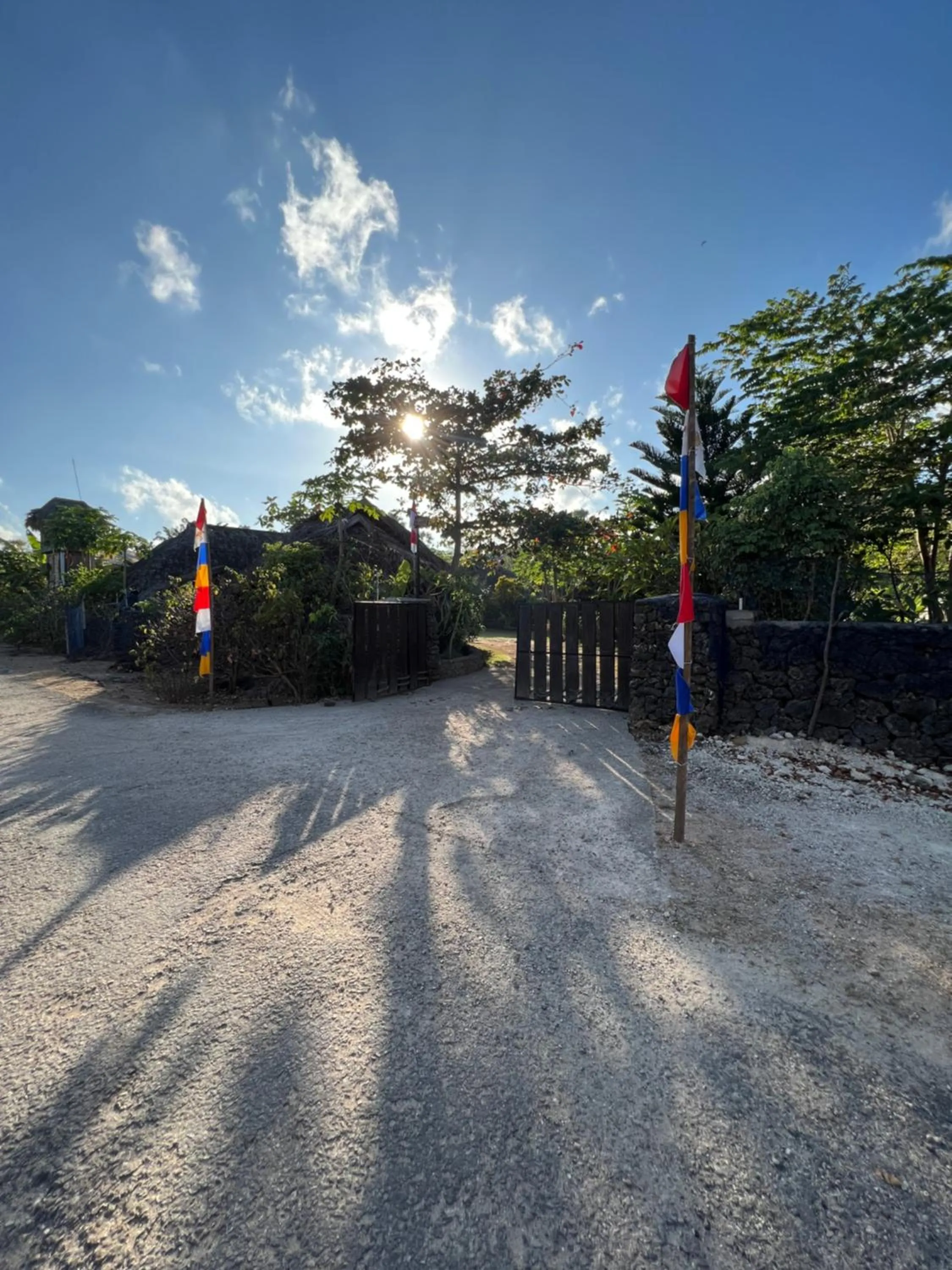 Facade/entrance in Rote Surf Resort - Lualemba Bungalows