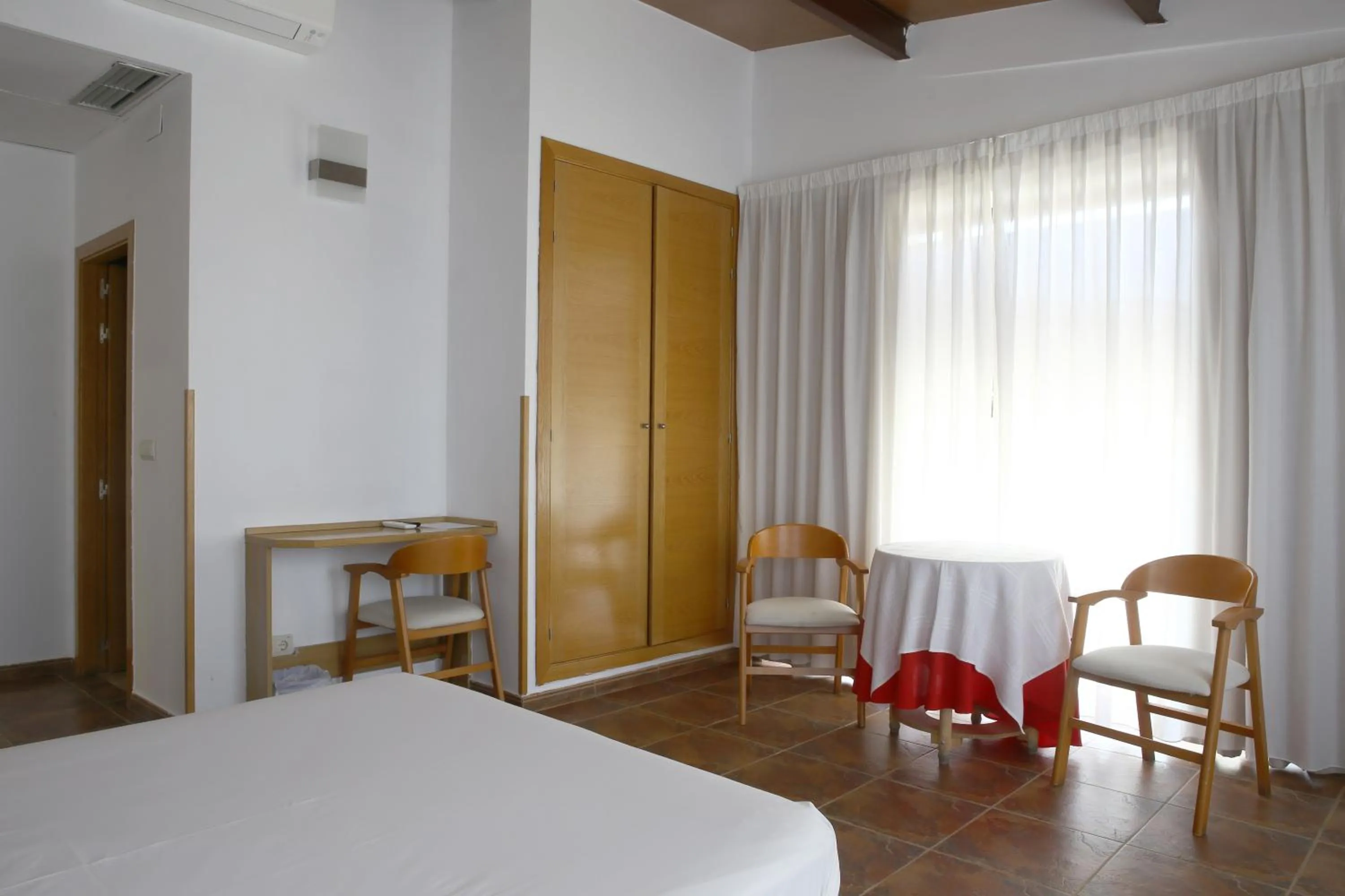 Bed in Hotel Las Murallas