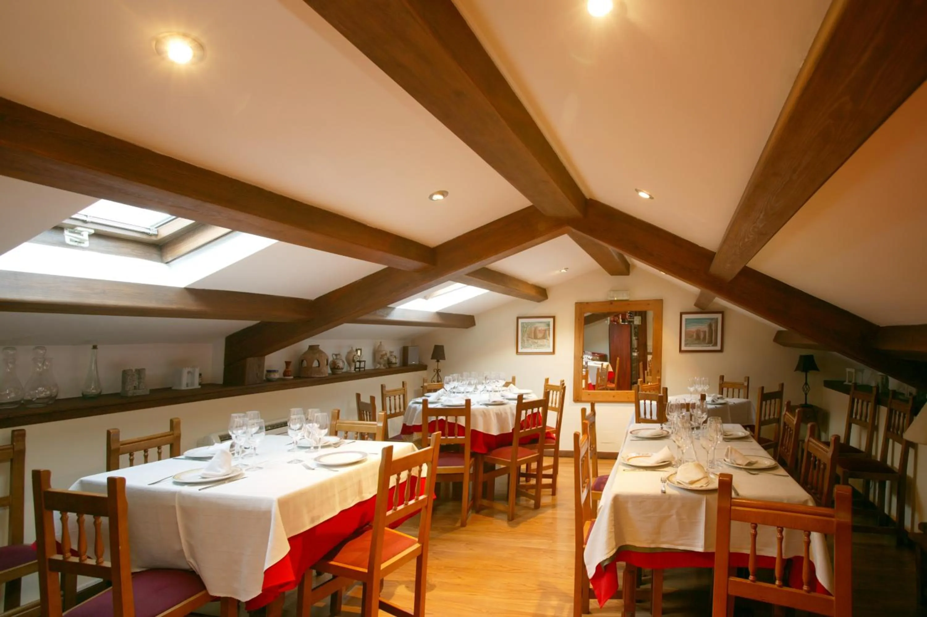 Restaurant/places to eat in Hotel Las Murallas