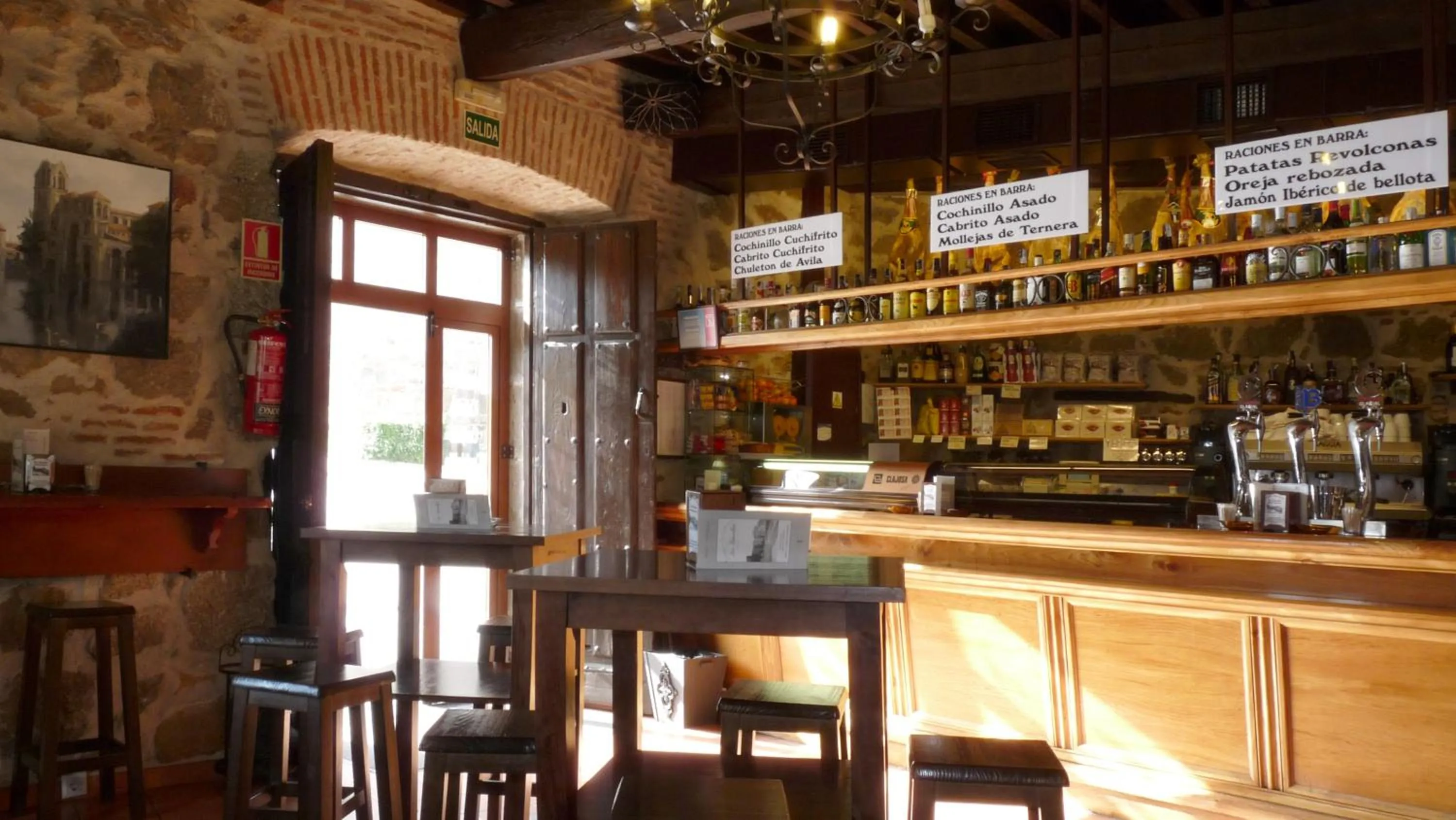 Lounge or bar in Hotel Las Murallas