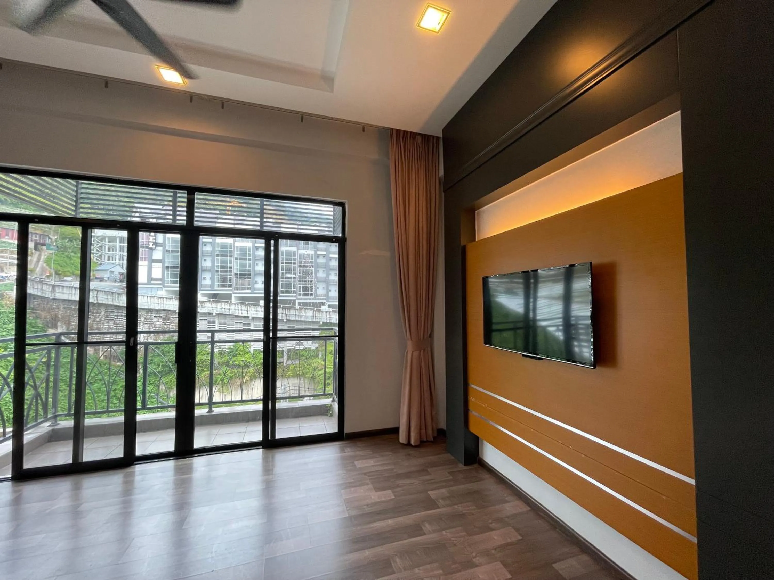 TV and multimedia in NOVA Apartment at Cameron