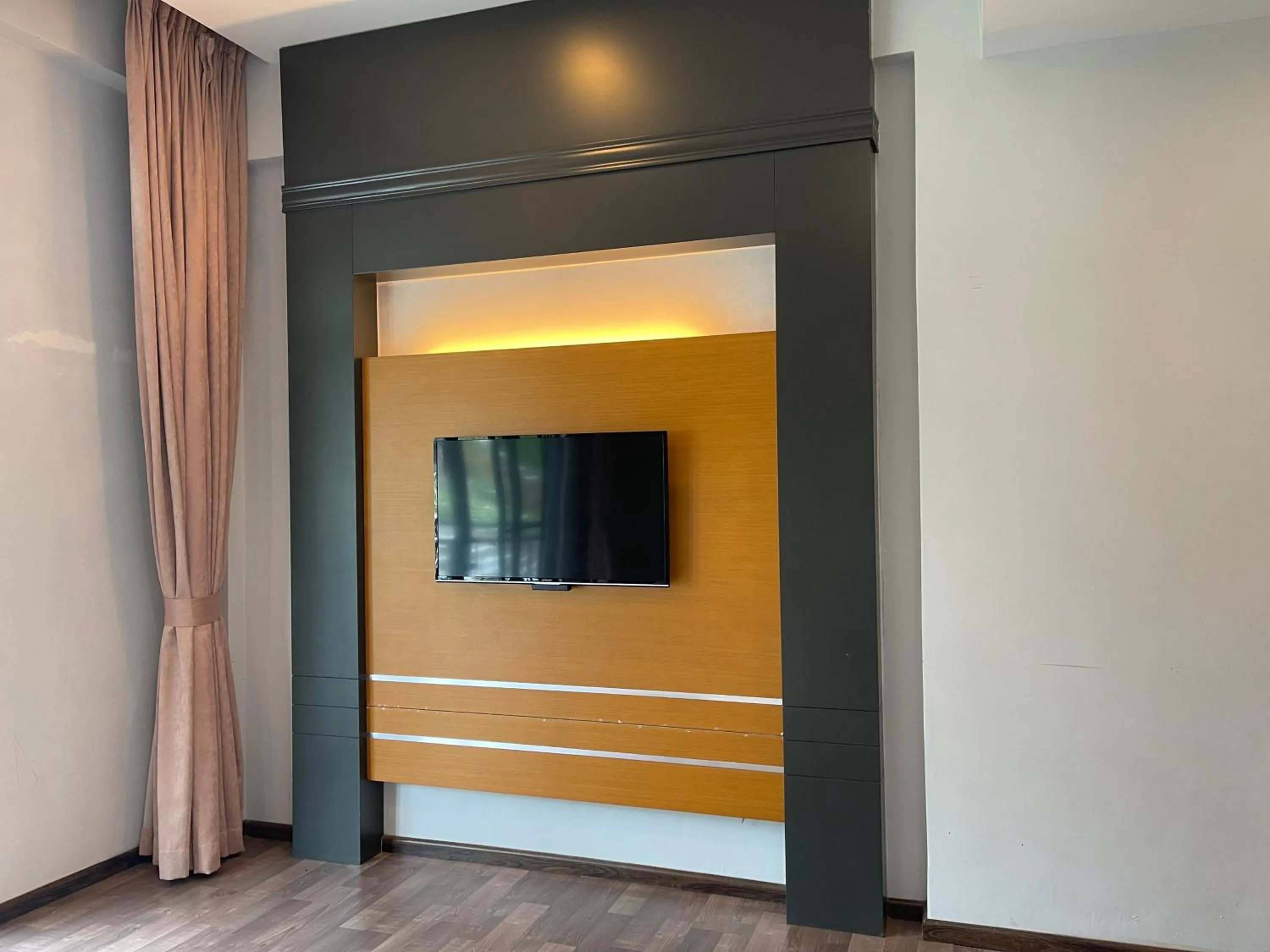 TV and multimedia in NOVA Apartment at Cameron