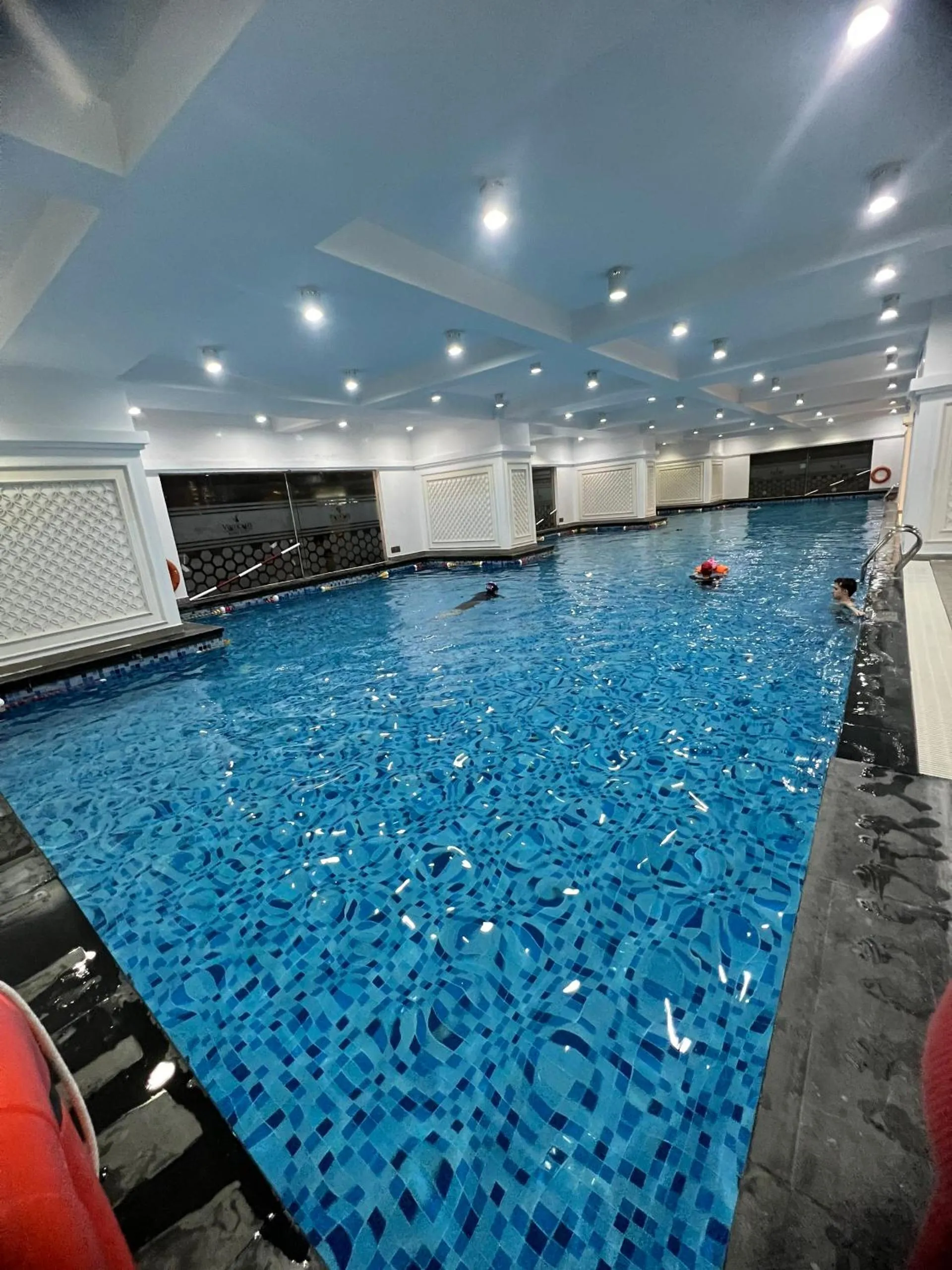 Swimming pool in Vincom Royal City 72 Nguyễn Trãi Thanh Xuân