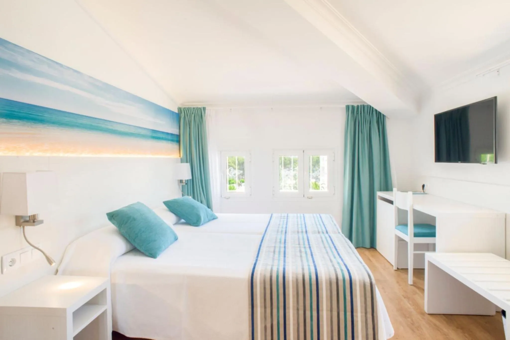 Photo of the whole room in Hotel Playas de Paguera