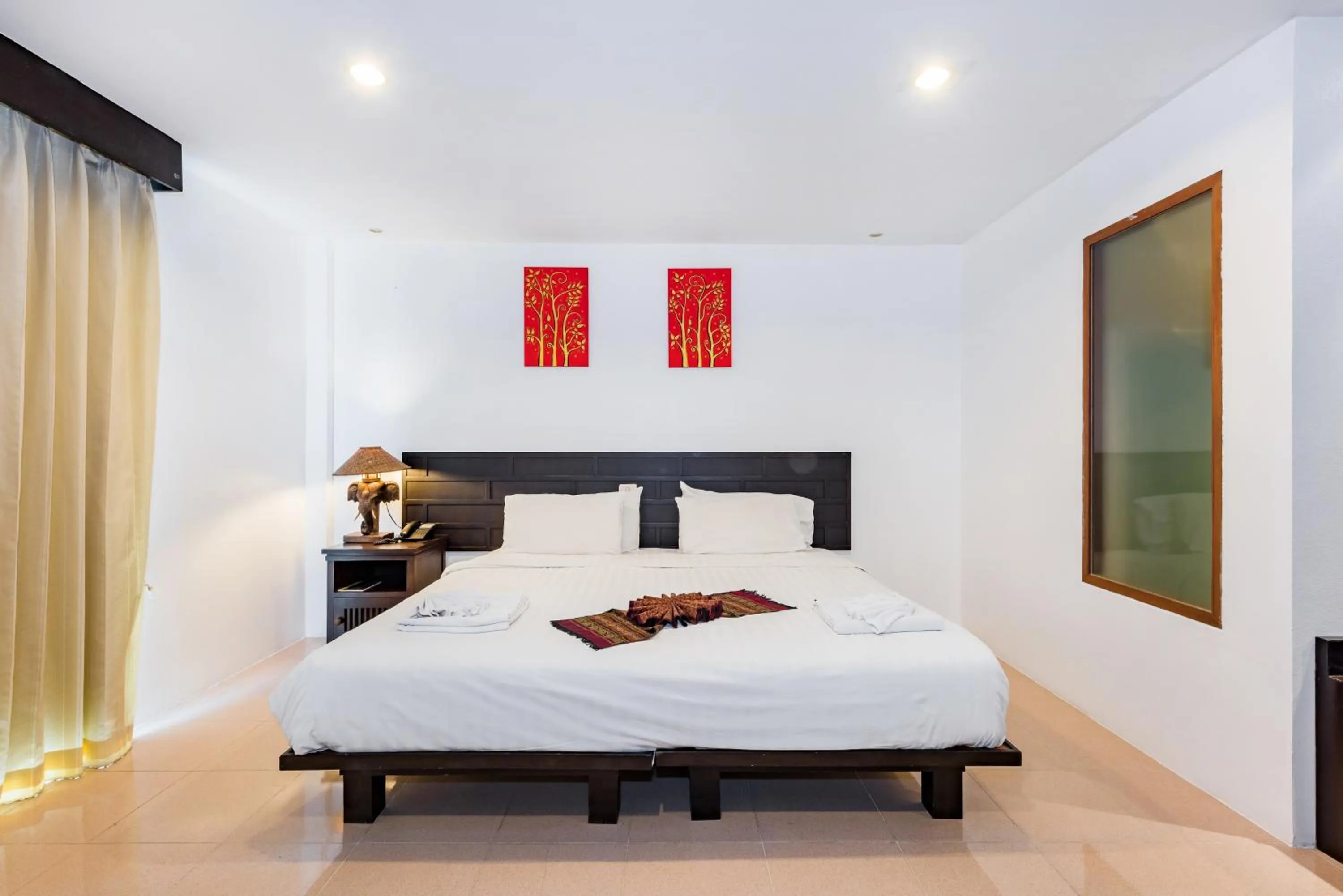 Bedroom, Bed in My Hotel Phuket