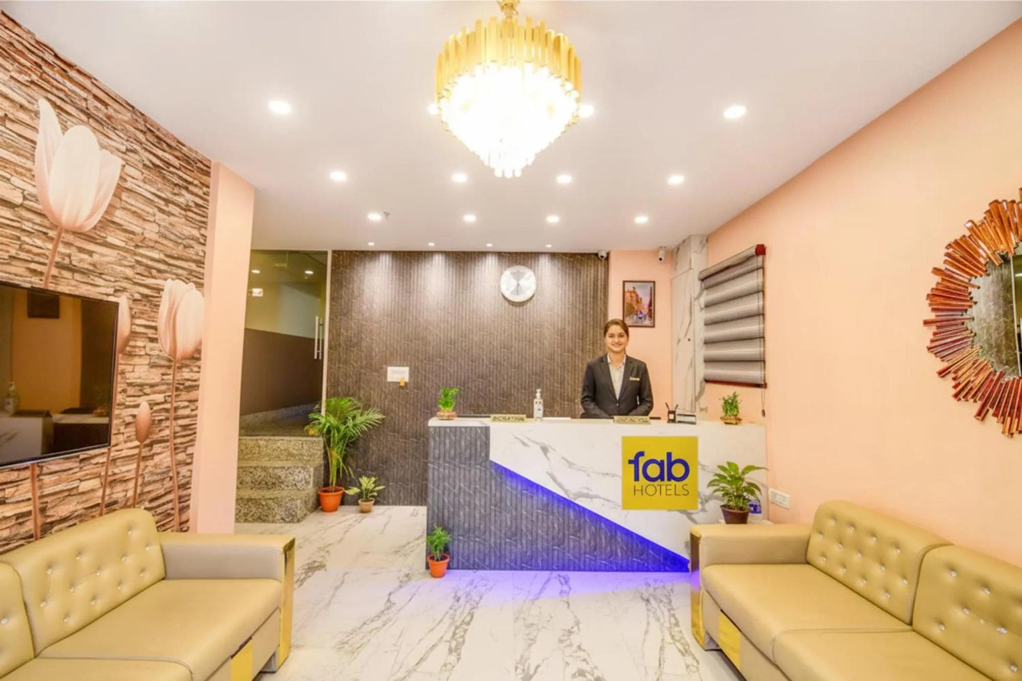 Lobby or reception in FabHotel Aqua Tulip - Nr Milan Mela