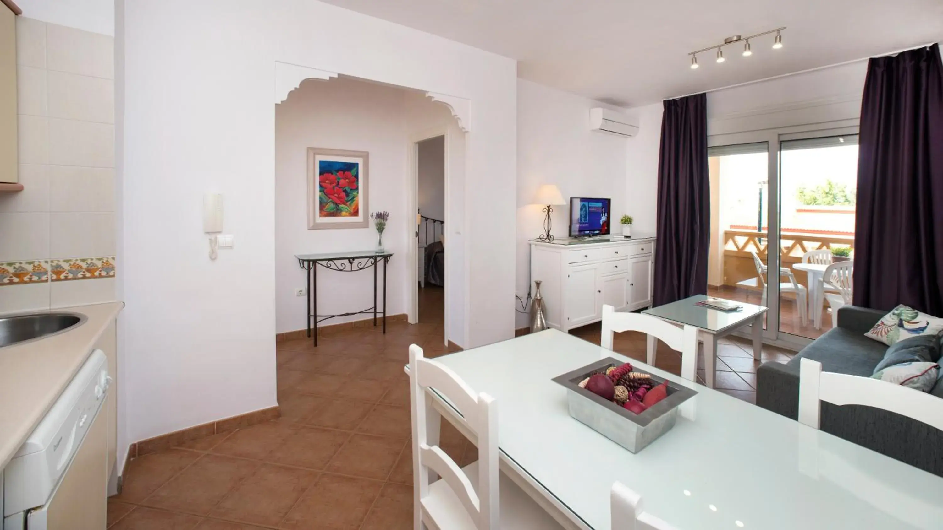 Kitchen or kitchenette in Leo Canela Kitchen or kitchenette in Leo Canela