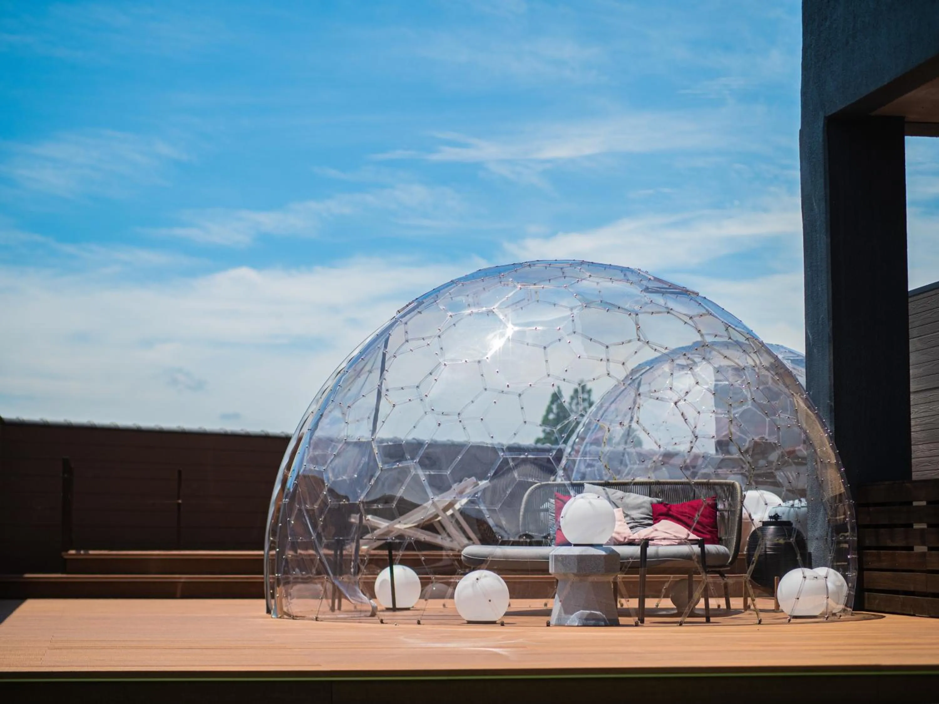 Area and facilities in Yukyo no Hibiki Yusai