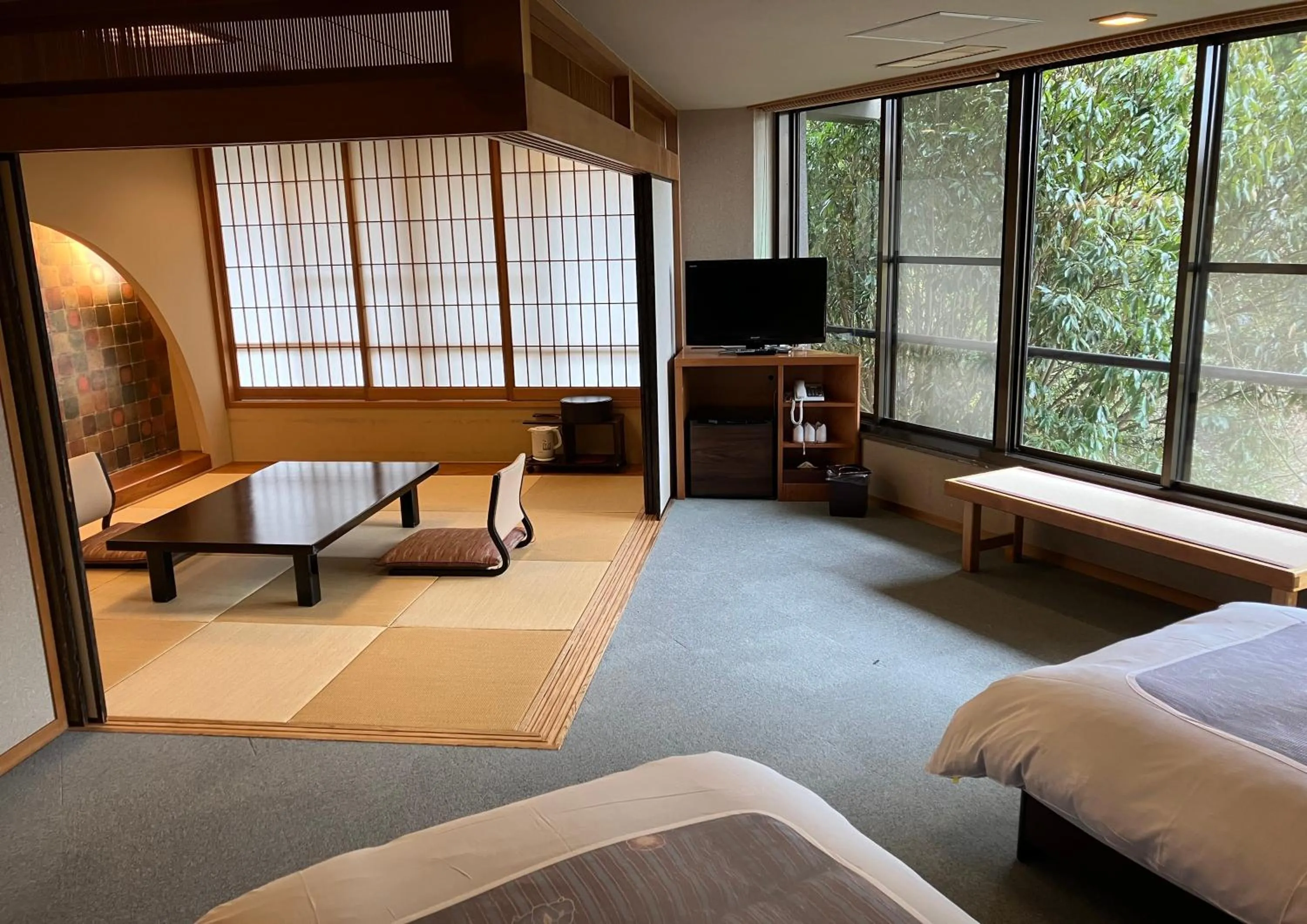Photo of the whole room, Bed in Yukyo no Hibiki Yusai