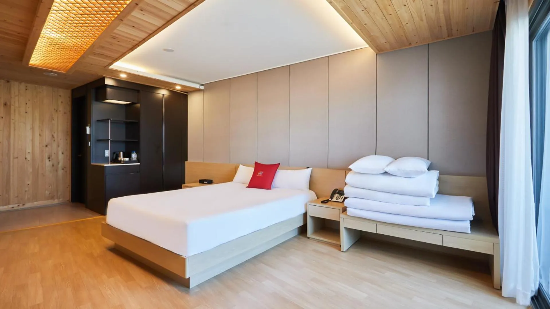Bed in Chuncheon Eston Hotel