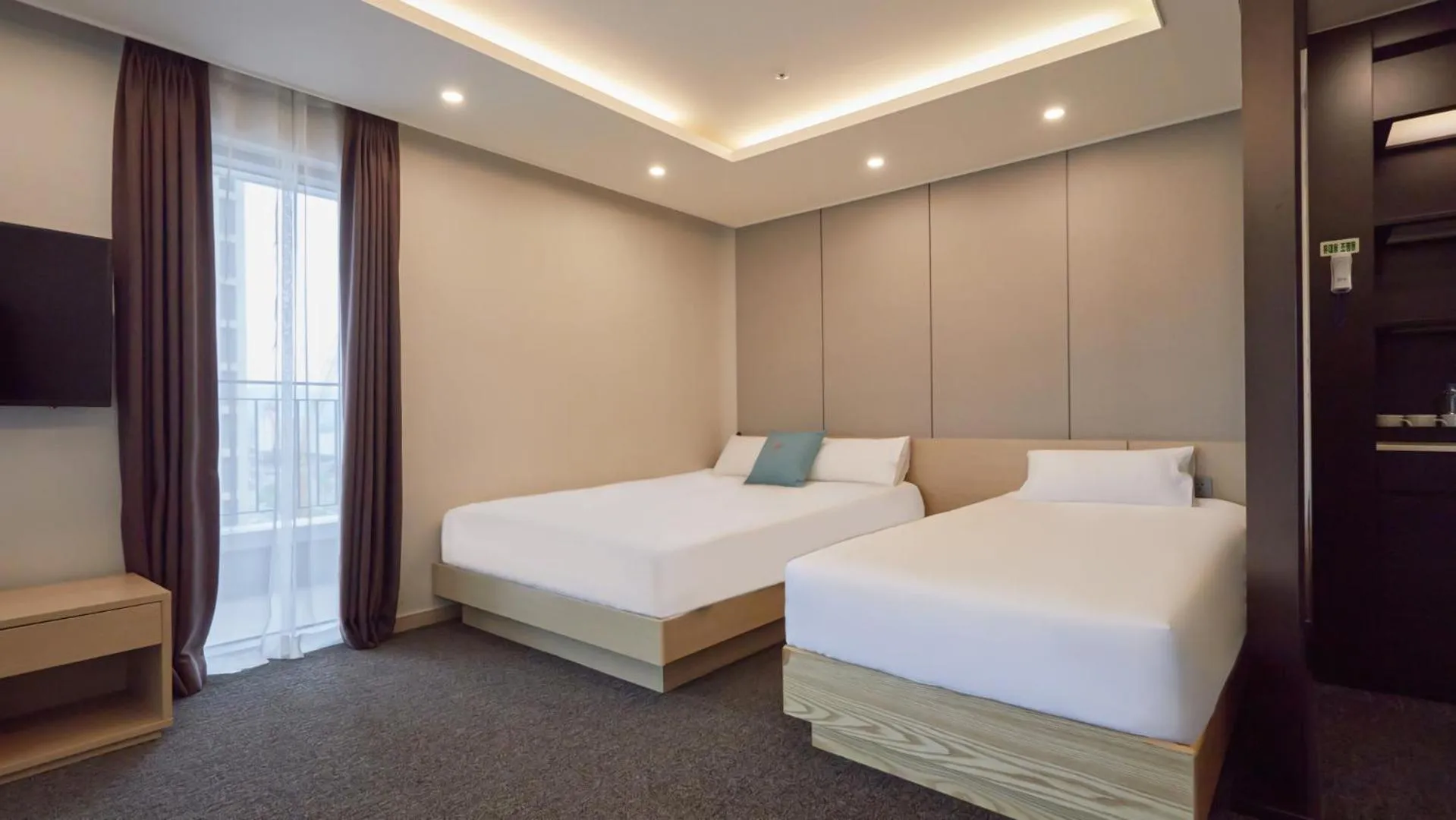 Bed in Chuncheon Eston Hotel