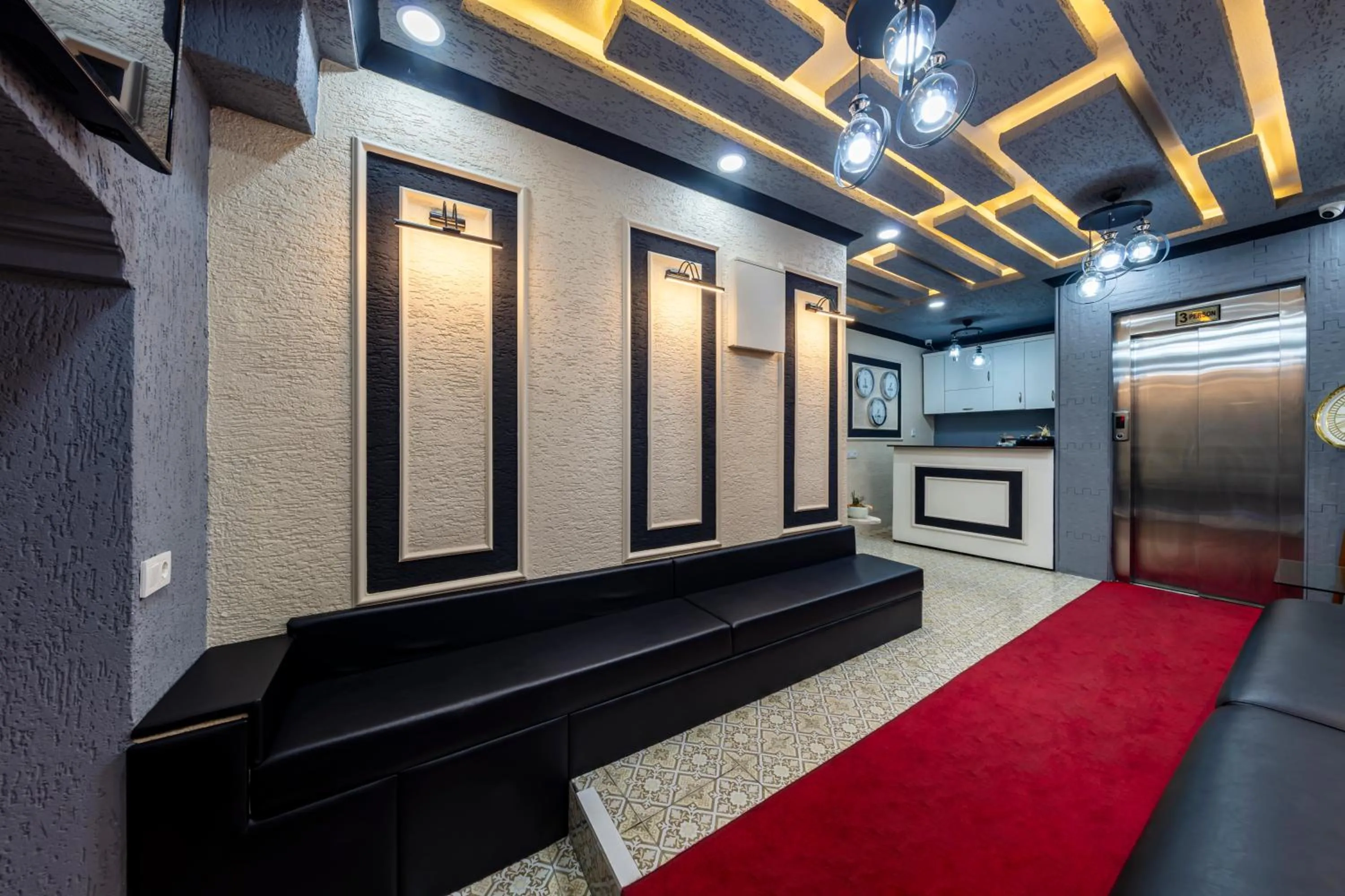 Lobby or reception in İstanbul Palace Hotel