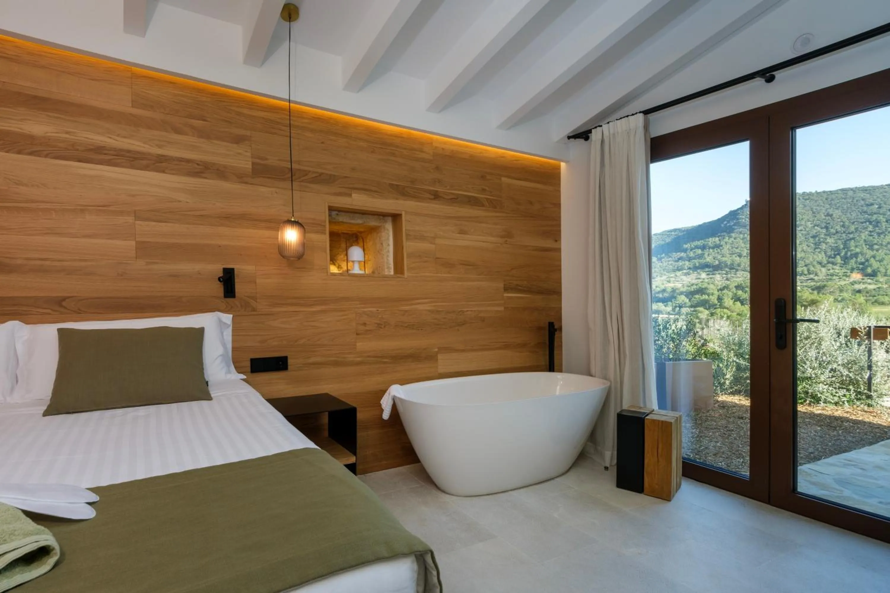 Natural landscape, Bed in Fincahotel Treurer - Olive Grove & Grand House - Adults Only