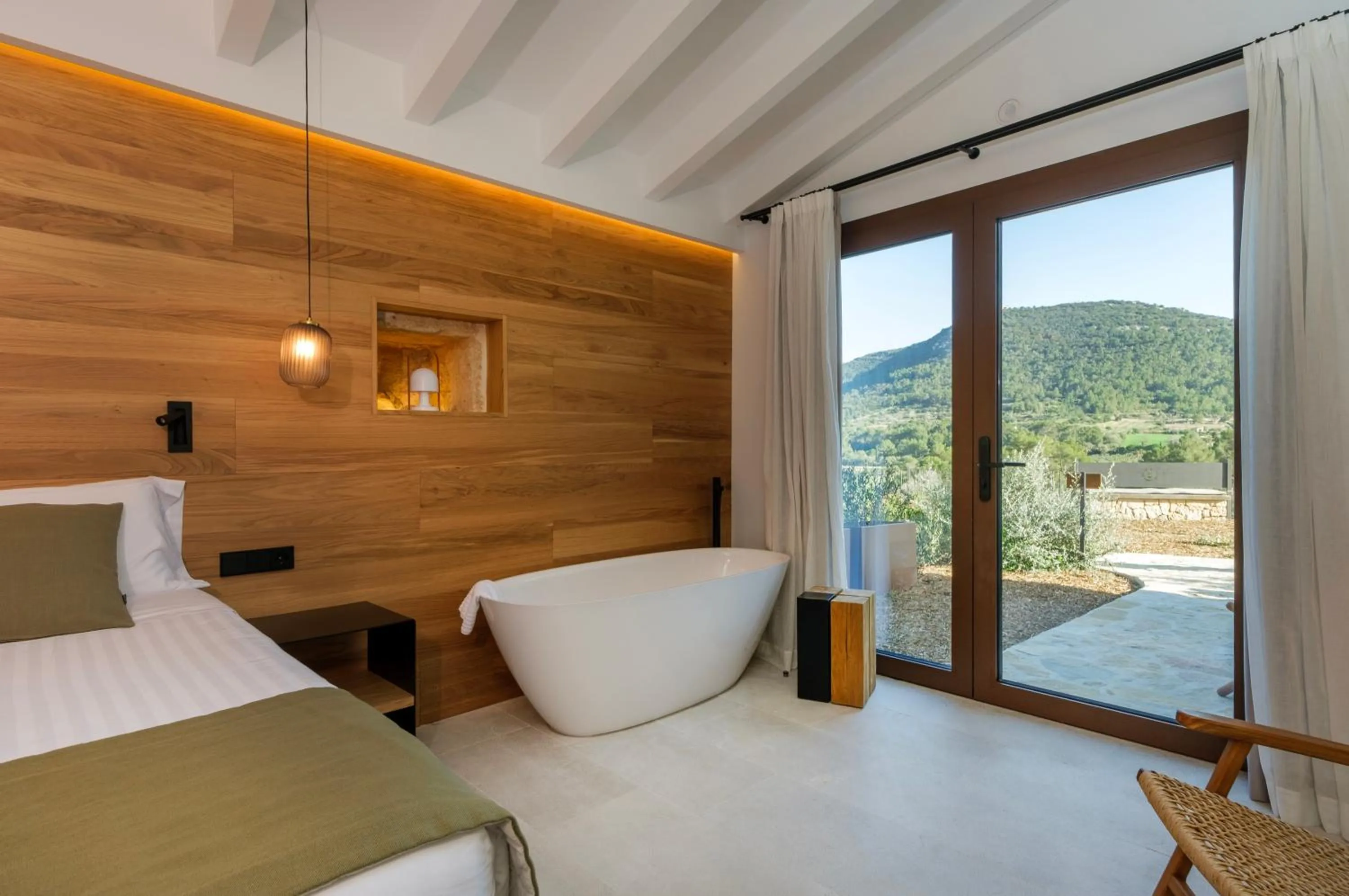 Natural landscape, Bed in Fincahotel Treurer - Olive Grove & Grand House - Adults Only